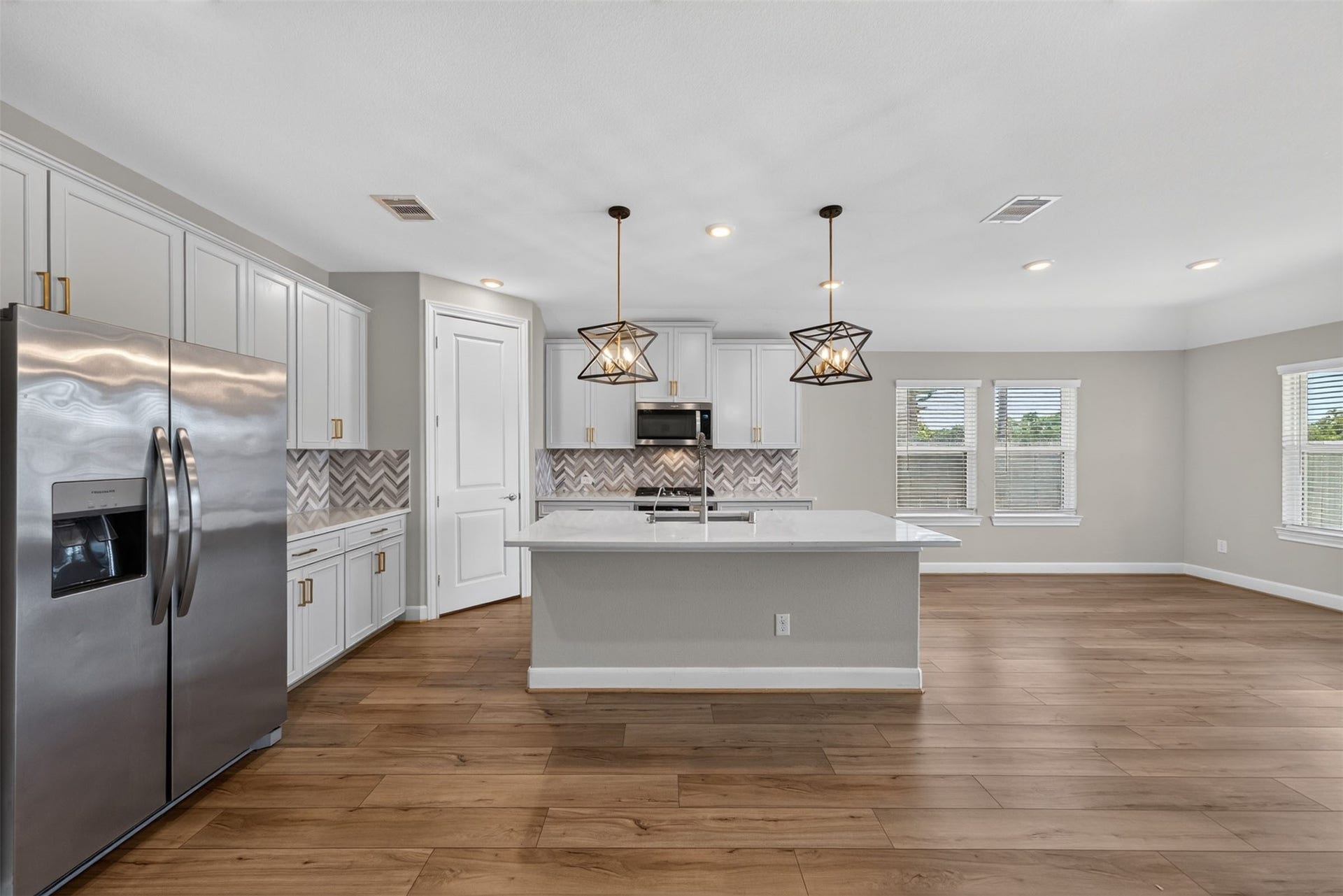 2702 Summer Indigo Trail, Pearland, TX 77089 2702 Summer Indigo Trail, Pearland, TX 77089