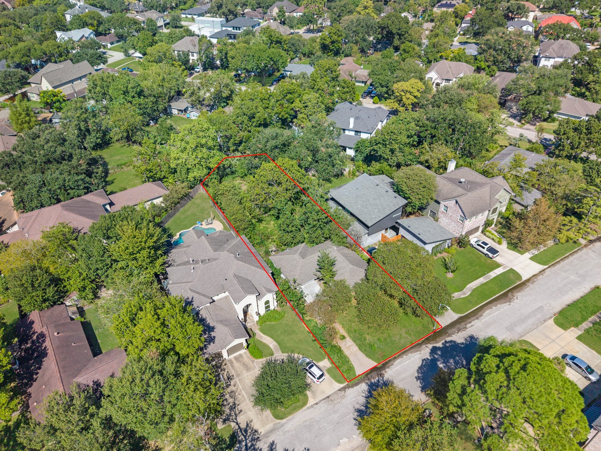 9718 Mariposa Street, Houston, TX 77025 9718 Mariposa Street, Houston, TX 77025