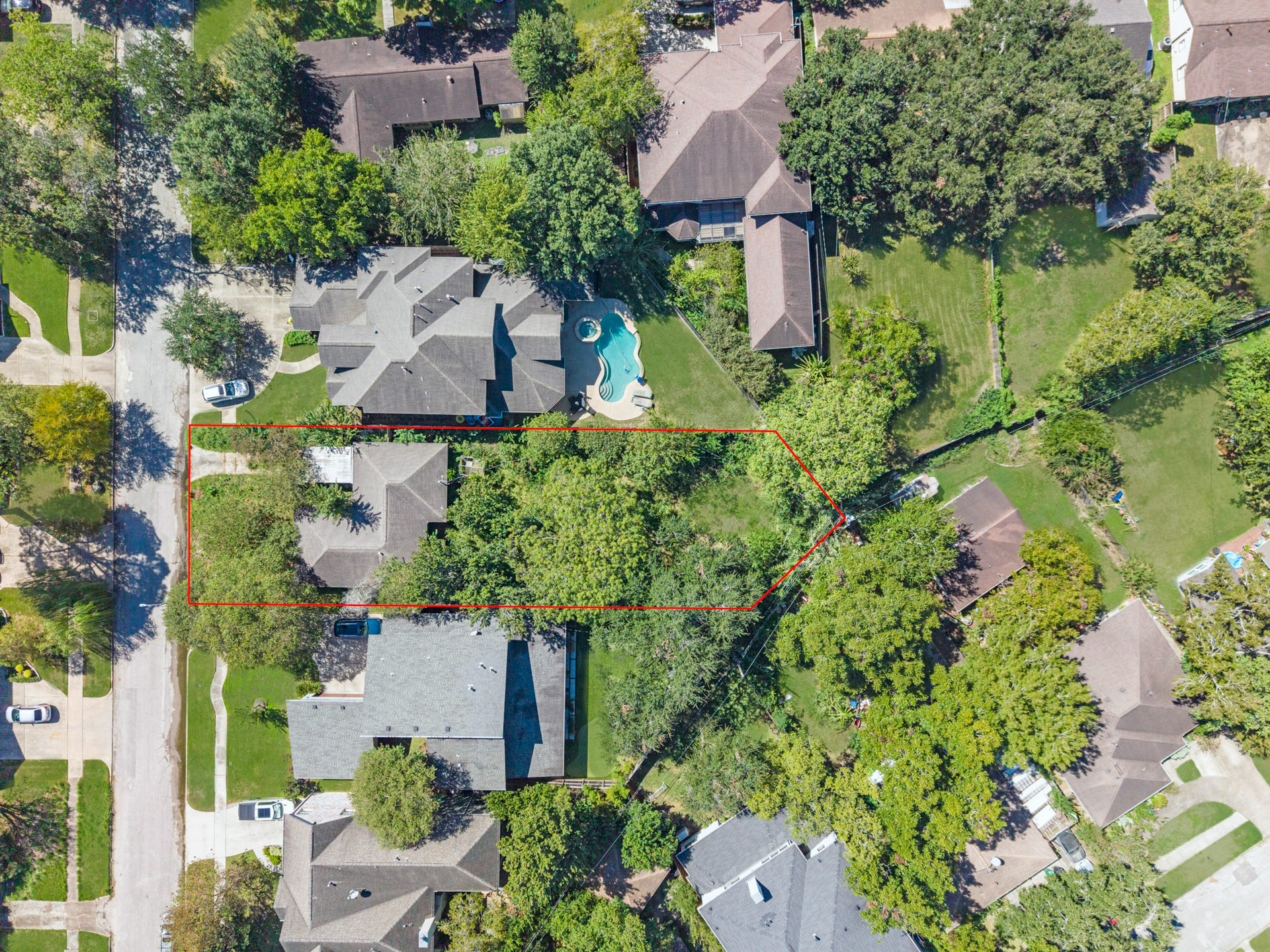 9718 Mariposa Street, Houston, TX 77025 9718 Mariposa Street, Houston, TX 77025