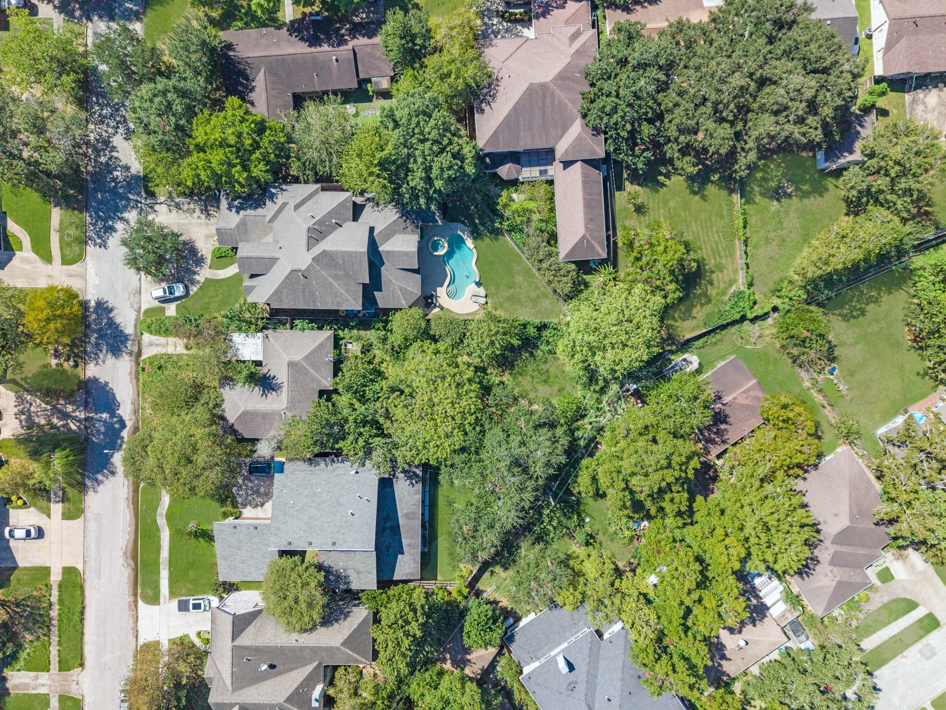 9718 Mariposa Street, Houston, TX 77025 9718 Mariposa Street, Houston, TX 77025