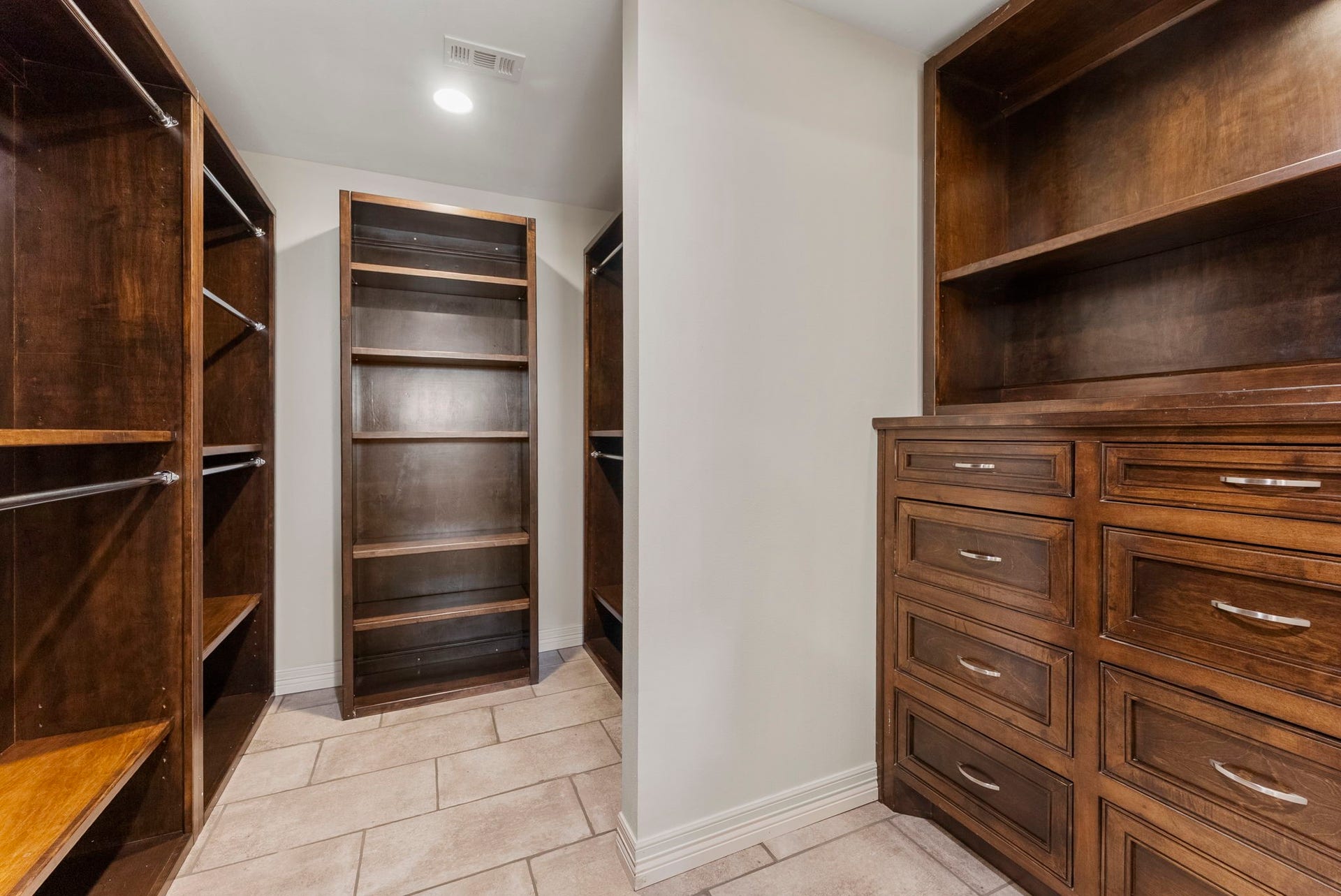 27 W Stony Bridge Court, The Woodlands, TX 77381 27 W Stony Bridge Court, The Woodlands, TX 77381