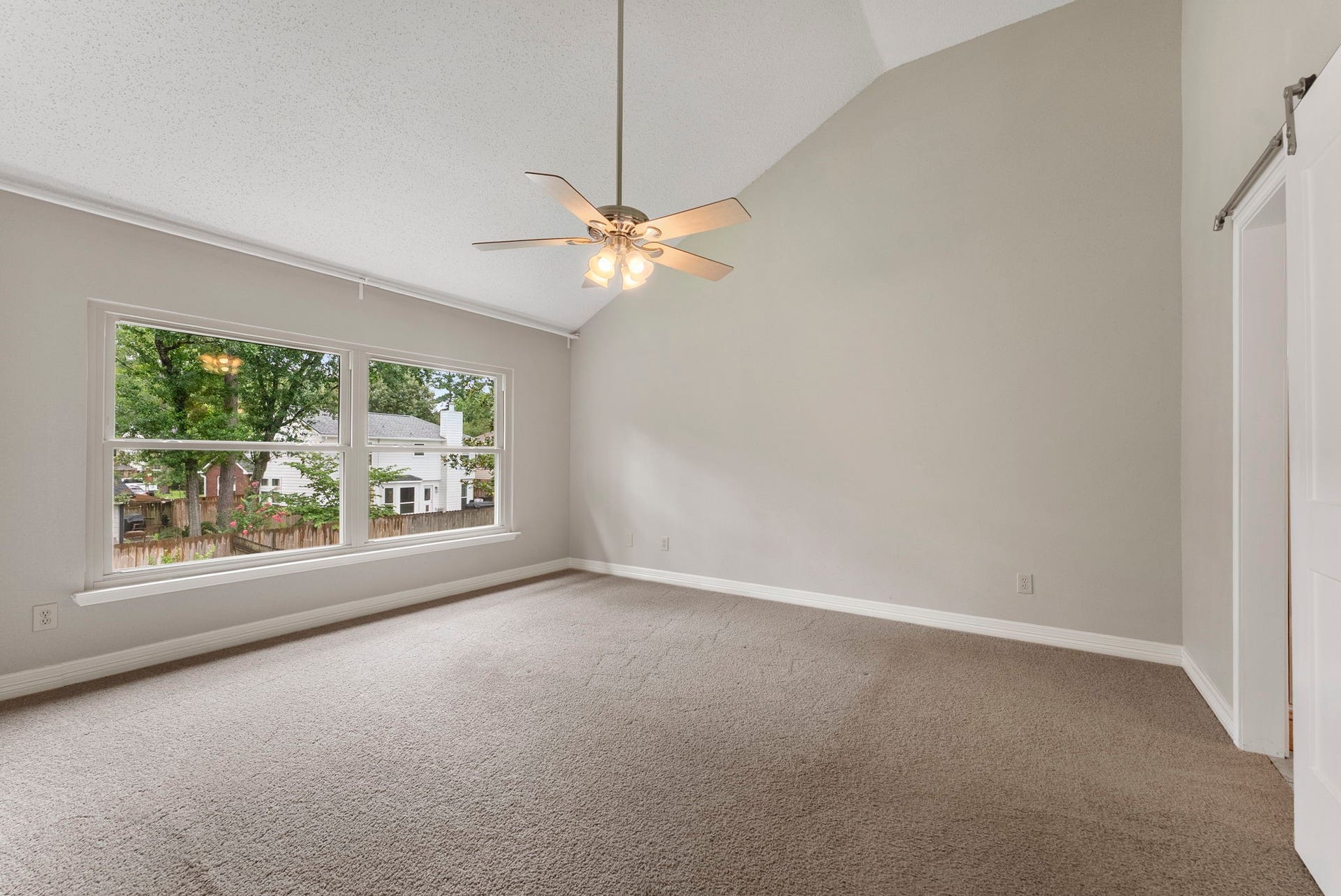 27 W Stony Bridge Court, The Woodlands, TX 77381 27 W Stony Bridge Court, The Woodlands, TX 77381