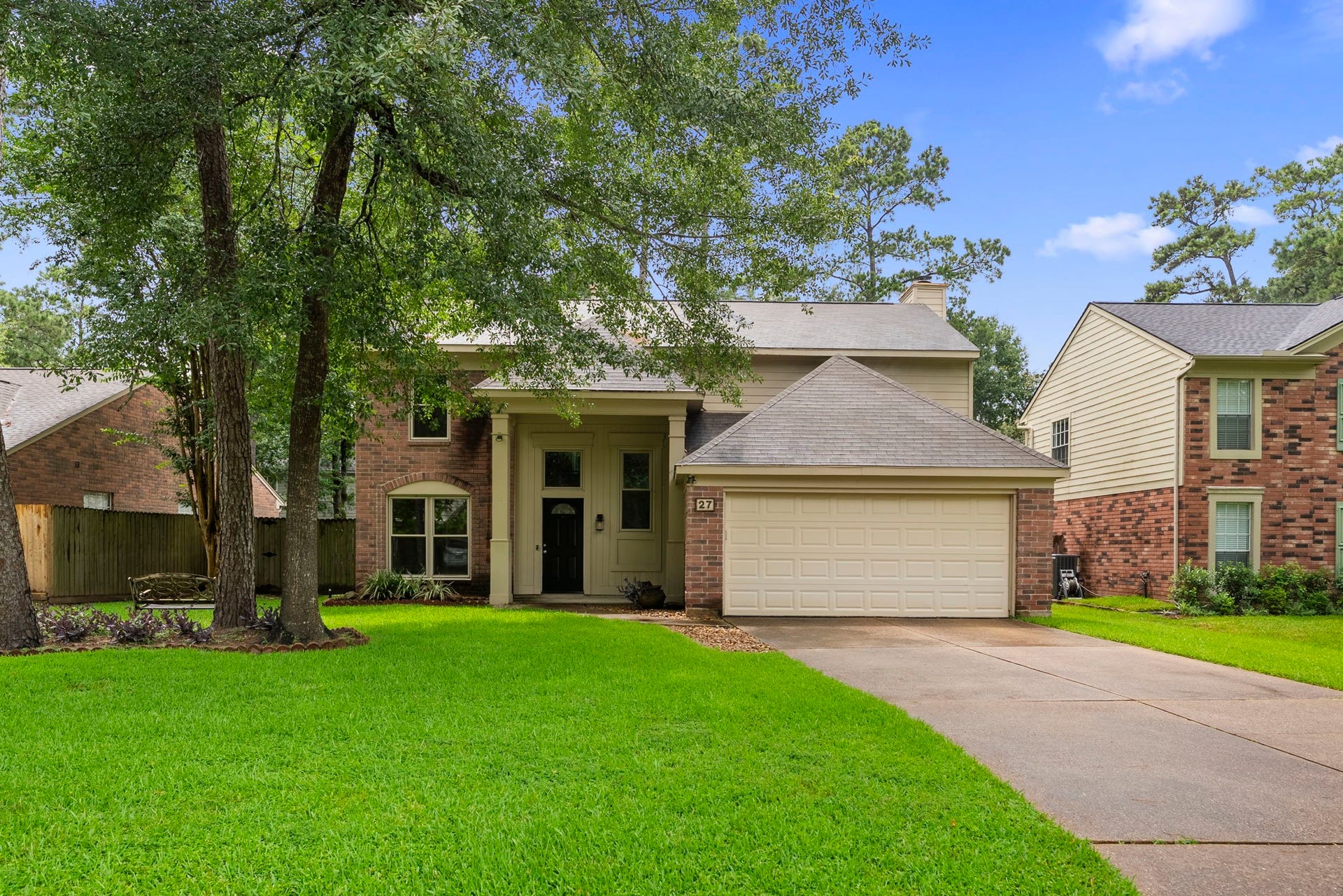 27 W Stony Bridge Court, The Woodlands, TX 77381 27 W Stony Bridge Court, The Woodlands, TX 77381