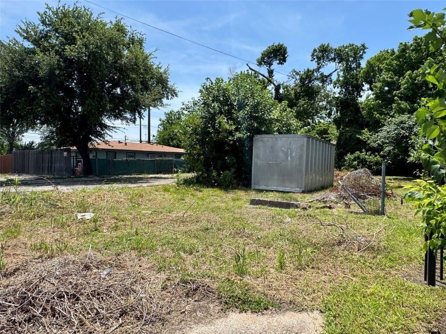 Property photo for 7309 N Main Street, Houston, TX