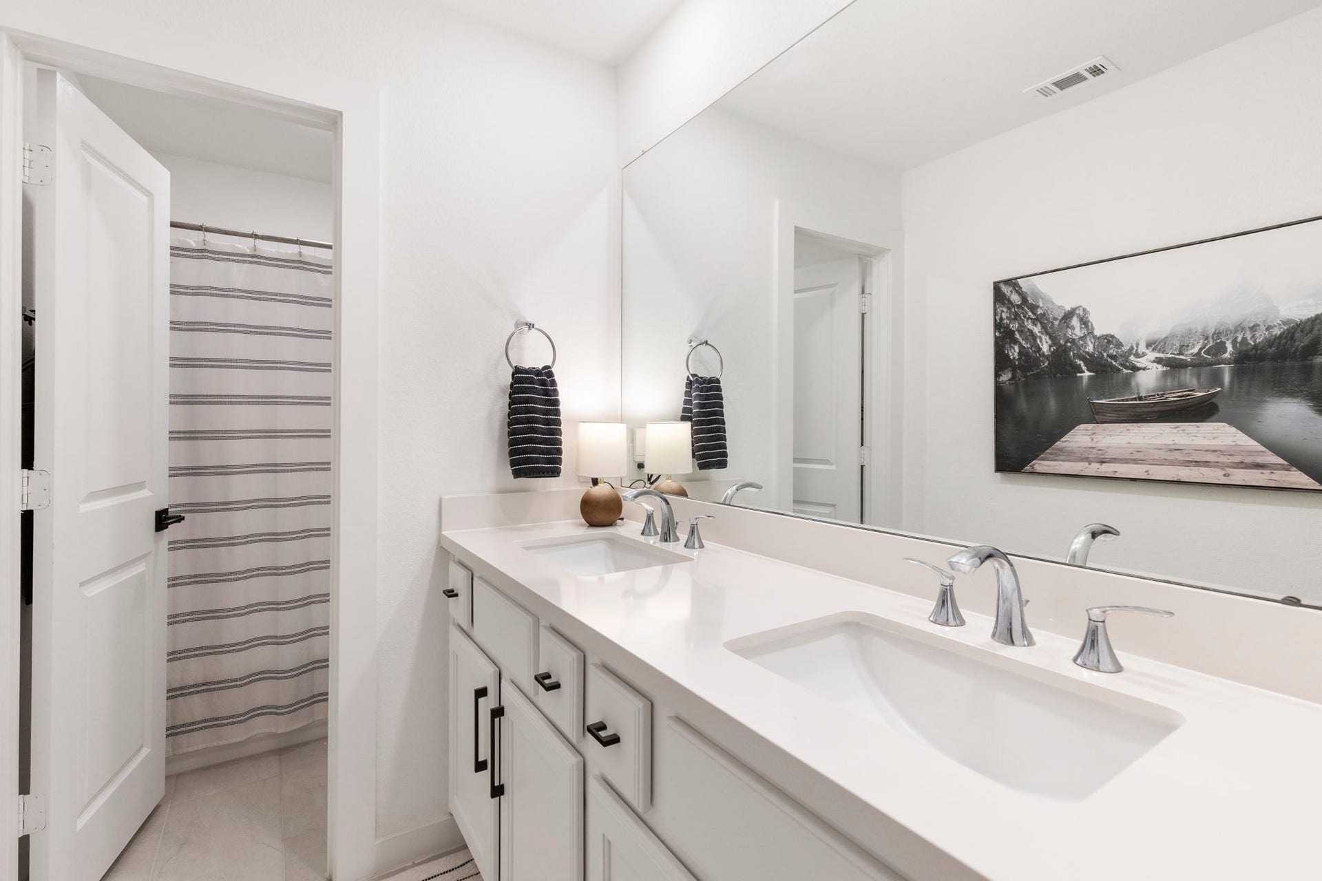 221 Sky Top Drive, Montgomery, TX 77316 Bathroom 3 Upstairs