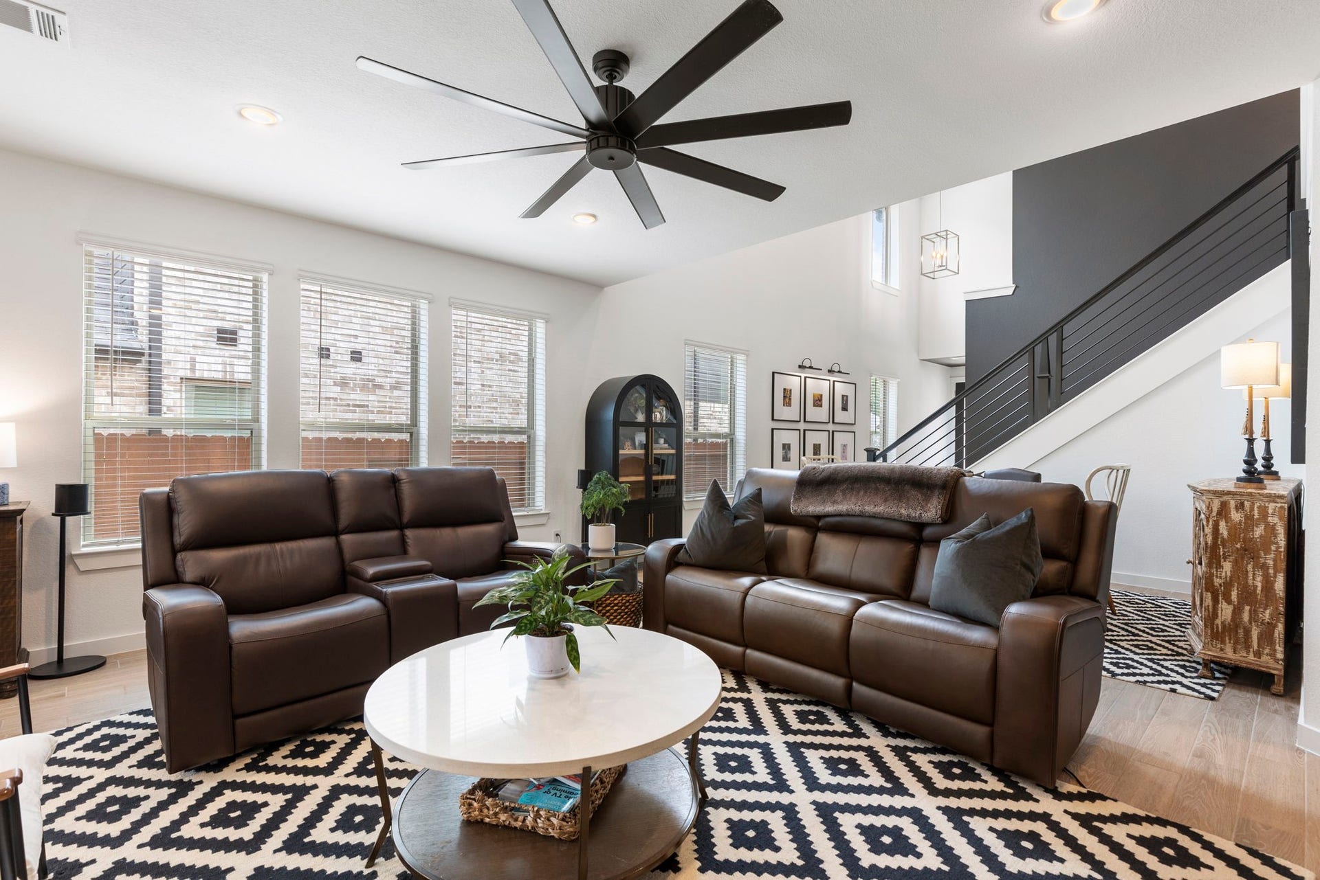 221 Sky Top Drive, Montgomery, TX 77316 221 Sky Top Drive, Montgomery, TX 77316