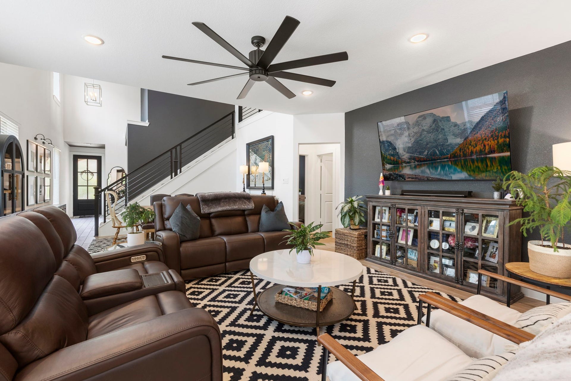 221 Sky Top Drive, Montgomery, TX 77316 221 Sky Top Drive, Montgomery, TX 77316