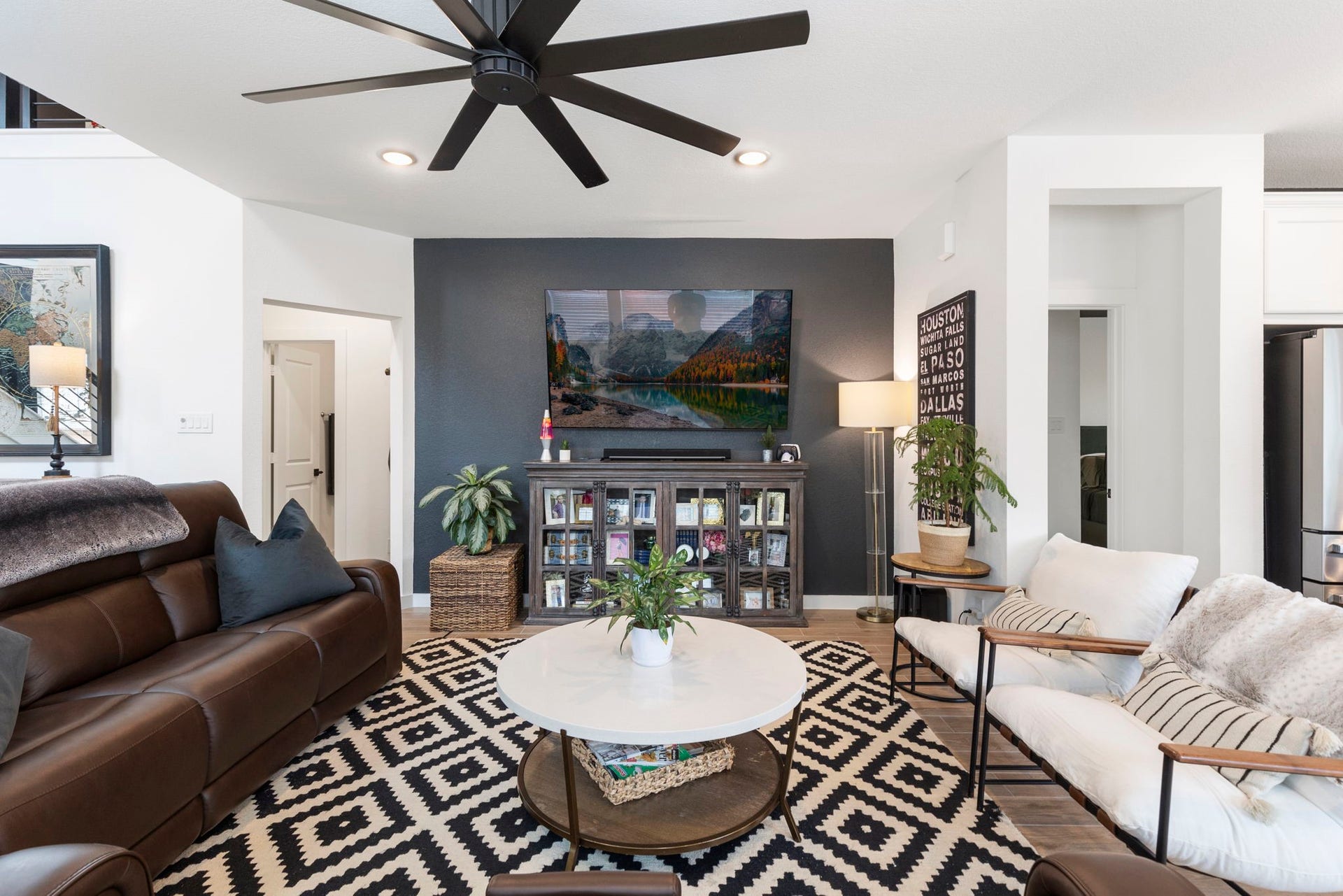 221 Sky Top Drive, Montgomery, TX 77316 221 Sky Top Drive, Montgomery, TX 77316
