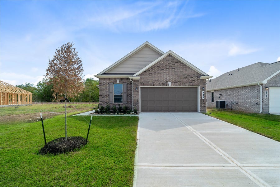 Property photo for 7911 House Sparrow Street, Hitchcock, TX