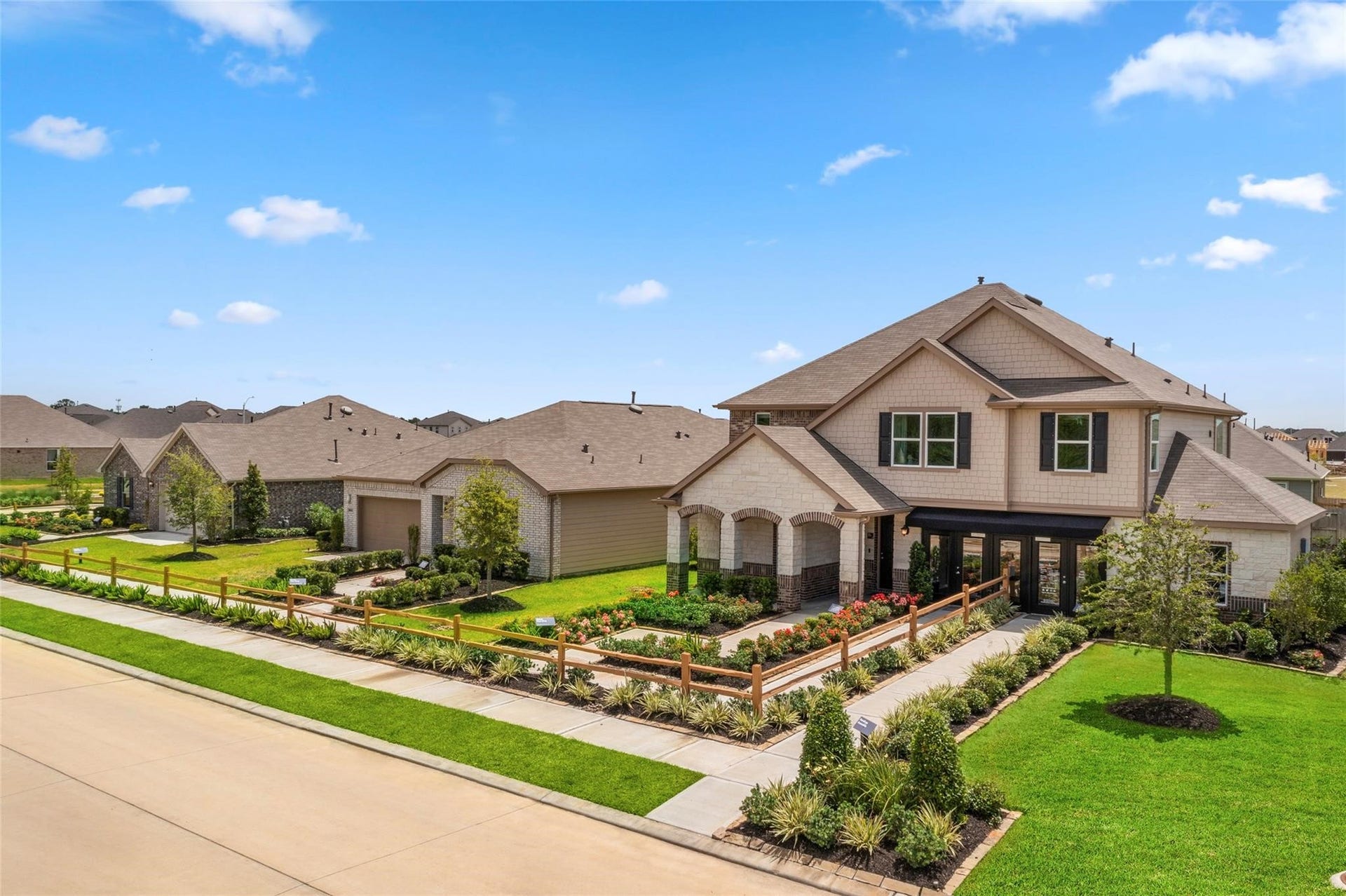 7911 House Sparrow Street, Hitchcock, TX 77563 Visit the KB Home Model Homes of Sunset Grove!