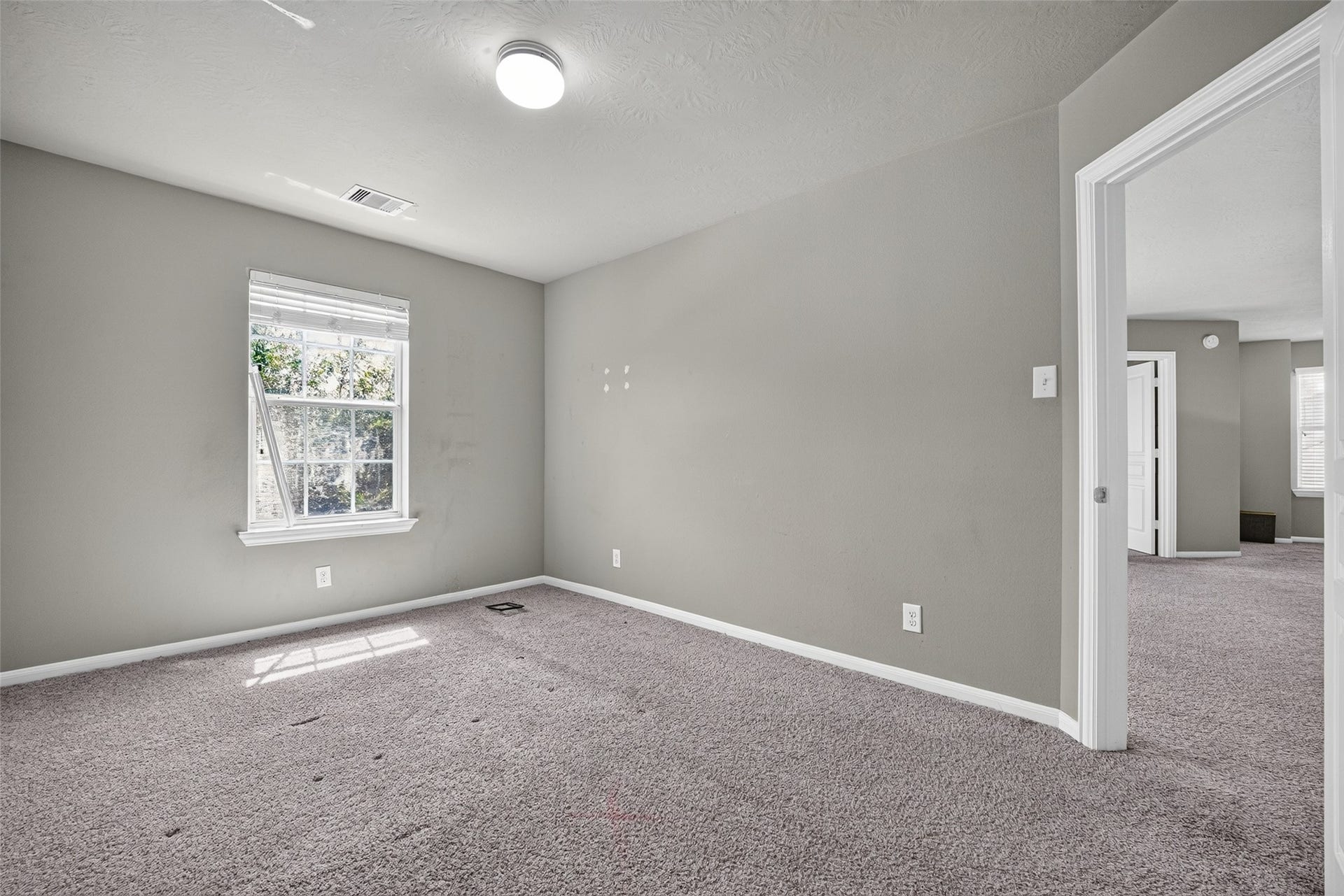 10830 Harston Drive, Tomball, TX 77375 10830 Harston Drive, Tomball, TX 77375
