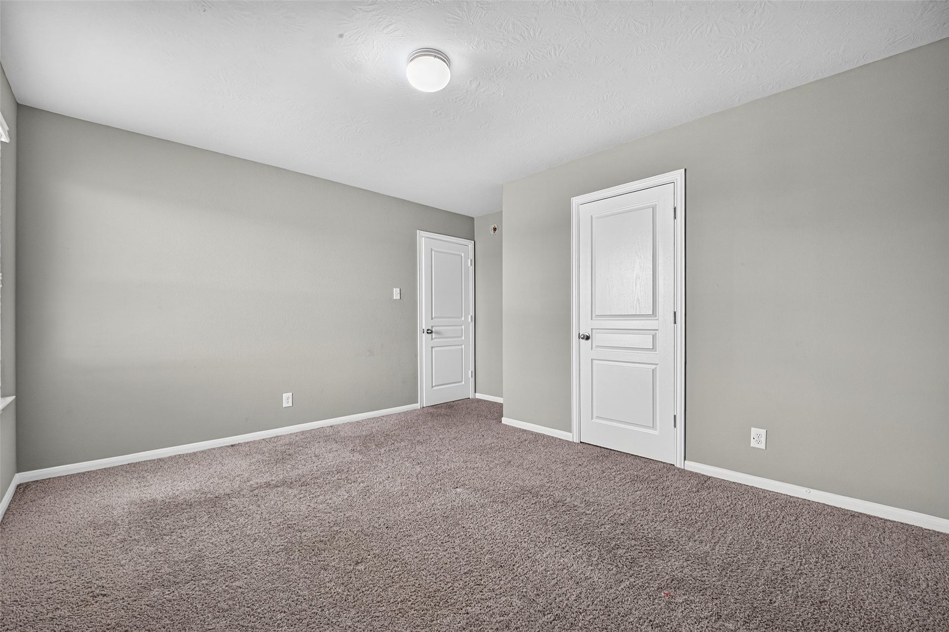 10830 Harston Drive, Tomball, TX 77375 10830 Harston Drive, Tomball, TX 77375