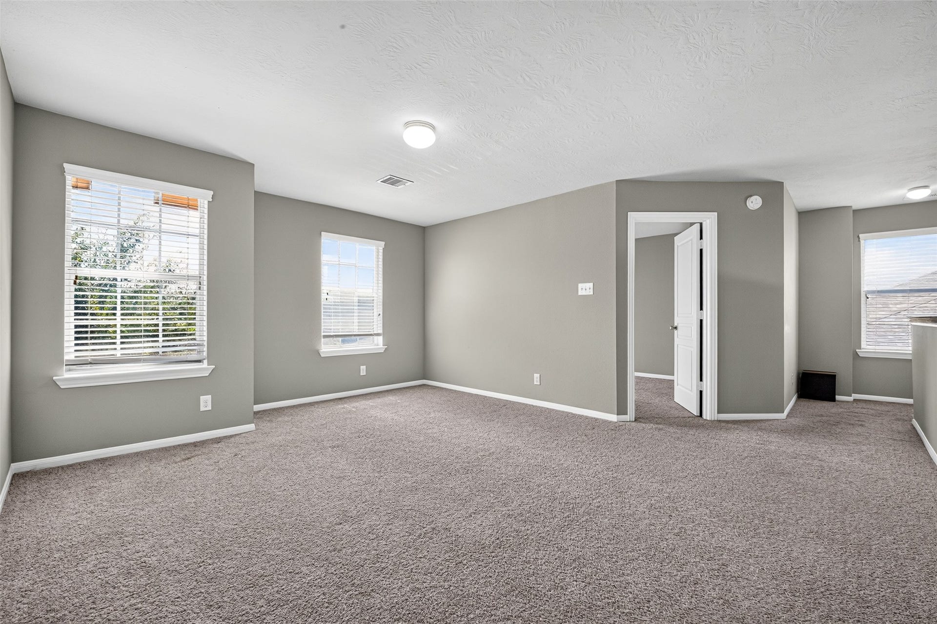 10830 Harston Drive, Tomball, TX 77375 10830 Harston Drive, Tomball, TX 77375