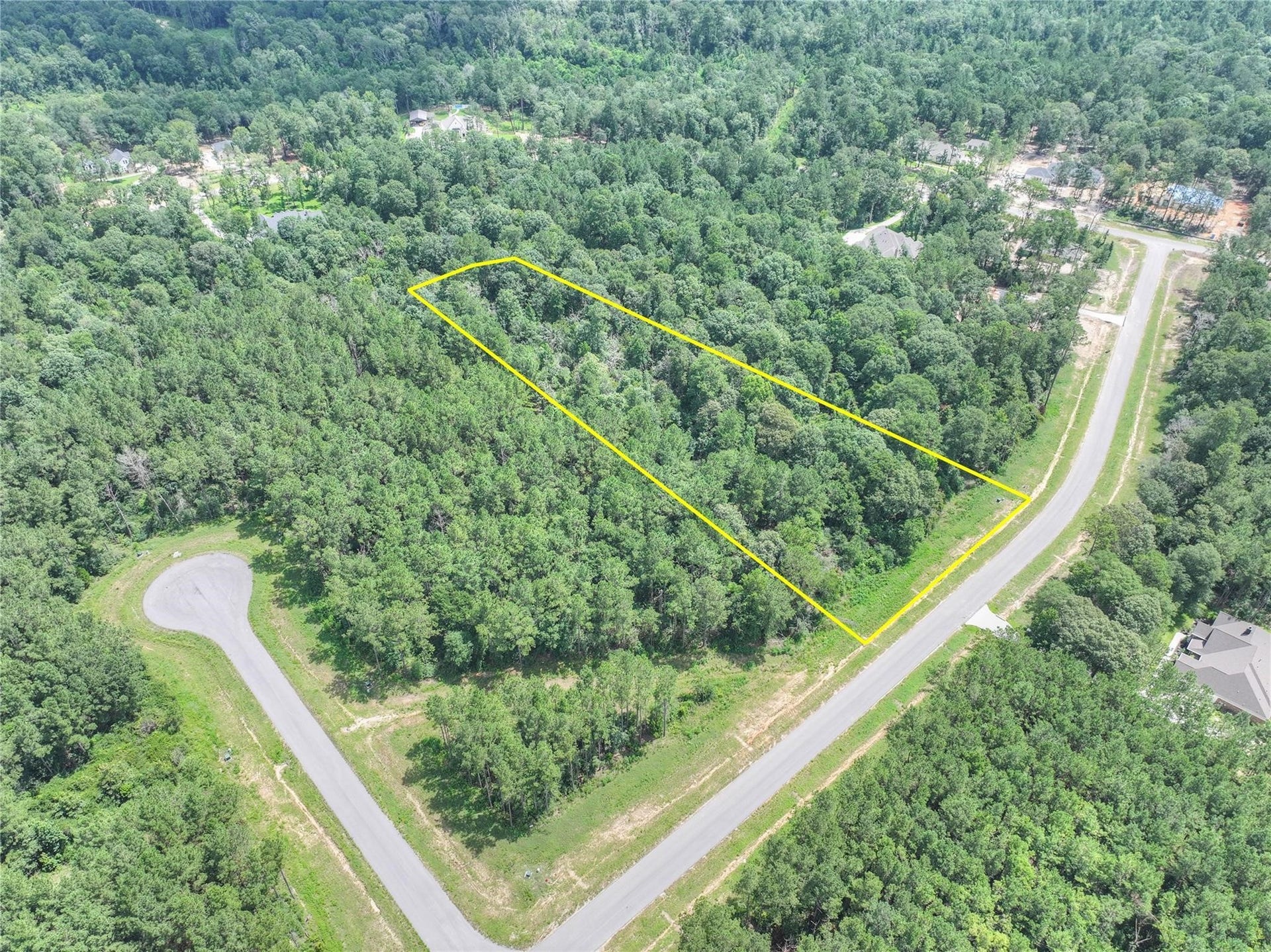15976 Forest Mill Road, Willis, TX 77378 15976 Forest Mill Road, Willis, TX 77378