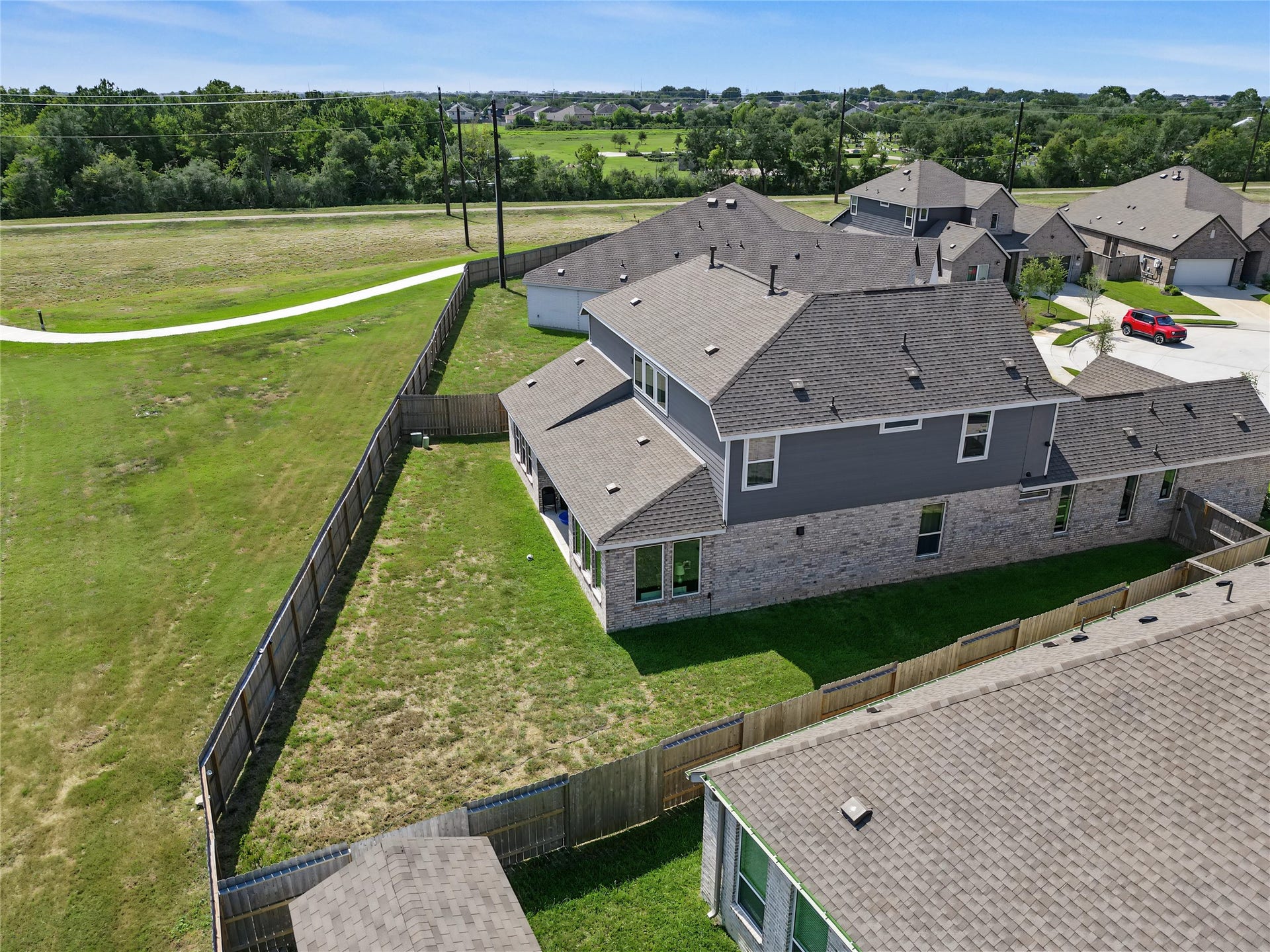 5343 Pompano Loop, Baytown, TX 77521 5343 Pompano Loop, Baytown, TX 77521