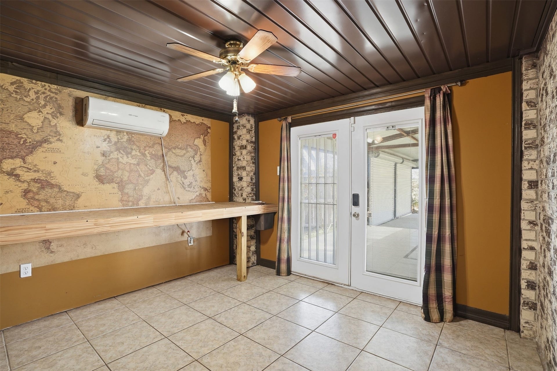 815 Wisconsin Street, South Houston, TX 77587 815 Wisconsin Street, South Houston, TX 77587