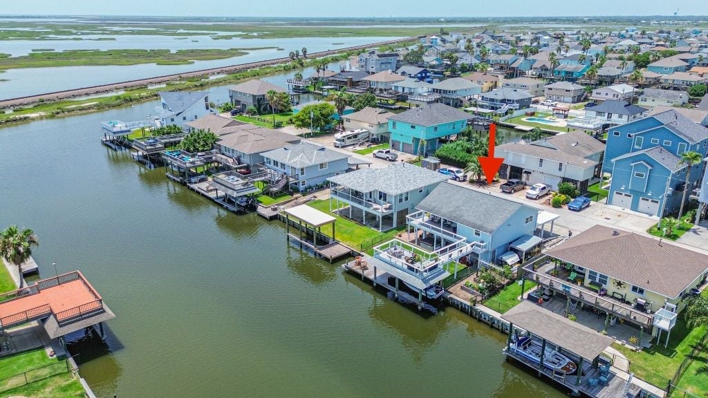 1126 Redfish Street, Bayou Vista, TX 77563