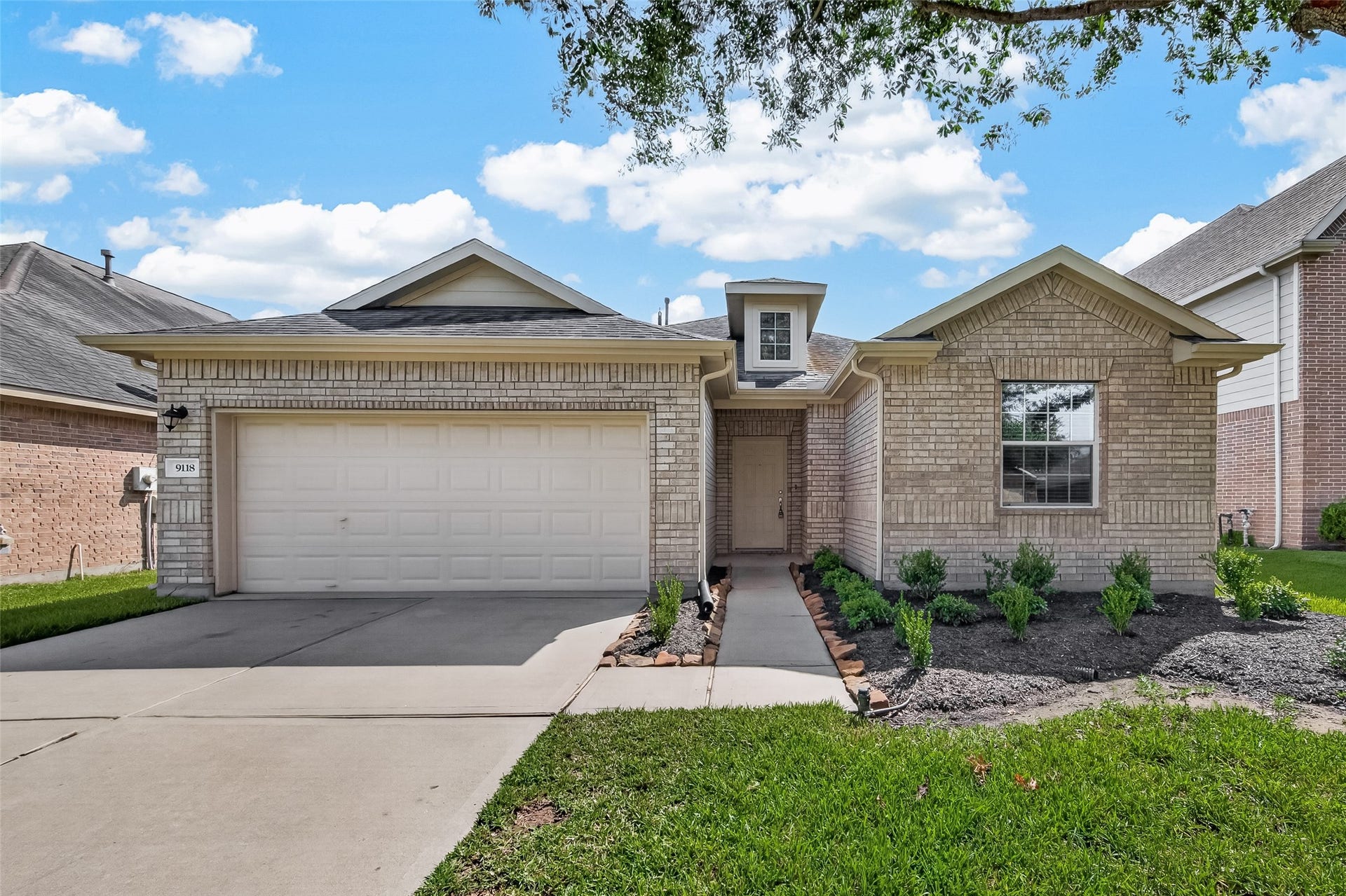 9118 Cavalier Lane, Rosenberg, TX 77469 9118 Cavalier Lane, Rosenberg, TX 77469