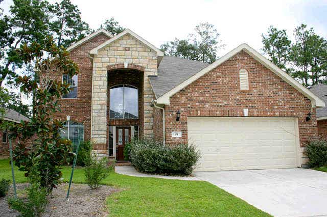 99 Bryce Branch Circle, The Woodlands, TX 77382 399 Bryce Branch Crossing,. 4 bedrooms 3 1/2 baths. Family room down, Gameroom up. PERFECT for YOUR family!