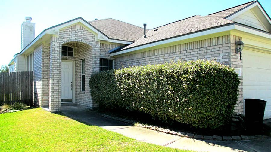 Property photo for 7905 Diamond Oak Drive, Texas City, TX
