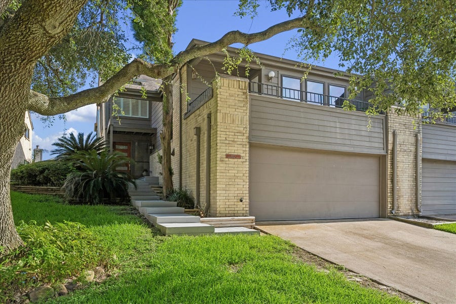 Property photo for 2811 Lighthouse Drive, Houston, TX
