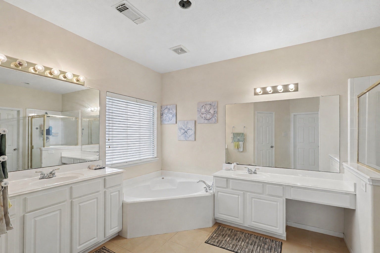 2614 Sunset Lake Drive, Sugar Land, TX 77478 2614 Sunset Lake Drive, Sugar Land, TX 77478