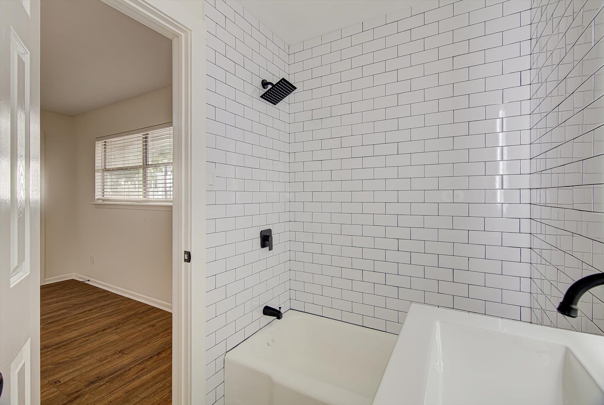 1915 McDuffie Street, #3, Houston, TX 77019 1915 McDuffie Street, #3, Houston, TX 77019