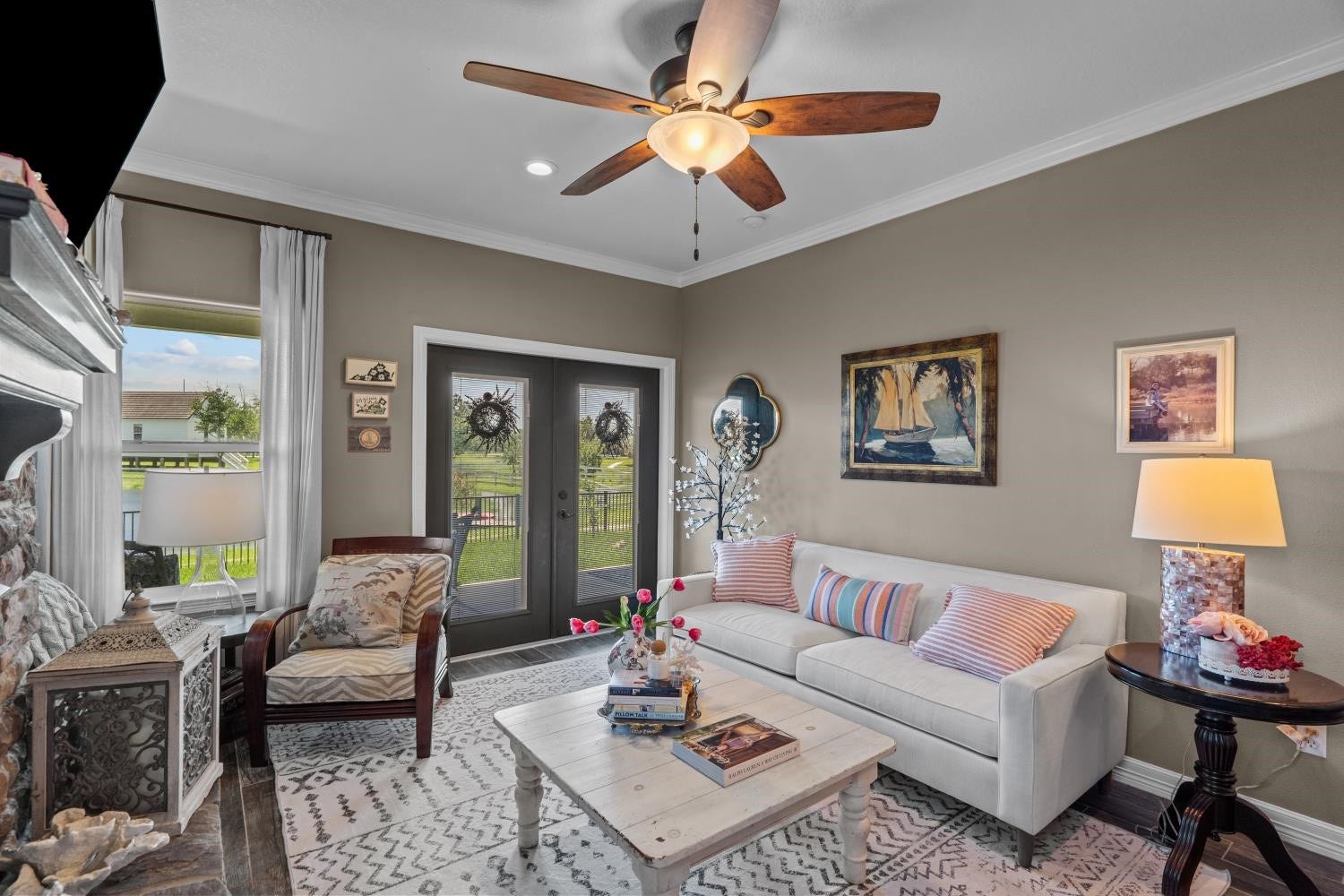 639 29th Street, San Leon, TX 77539 RIGHT OFF THE LIVING ROOM ARE BEAUTIFUL LAKE VIEWS!