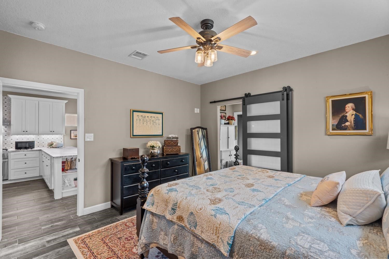 639 29th Street, San Leon, TX 77539 GREAT SPACE TO UNWIND