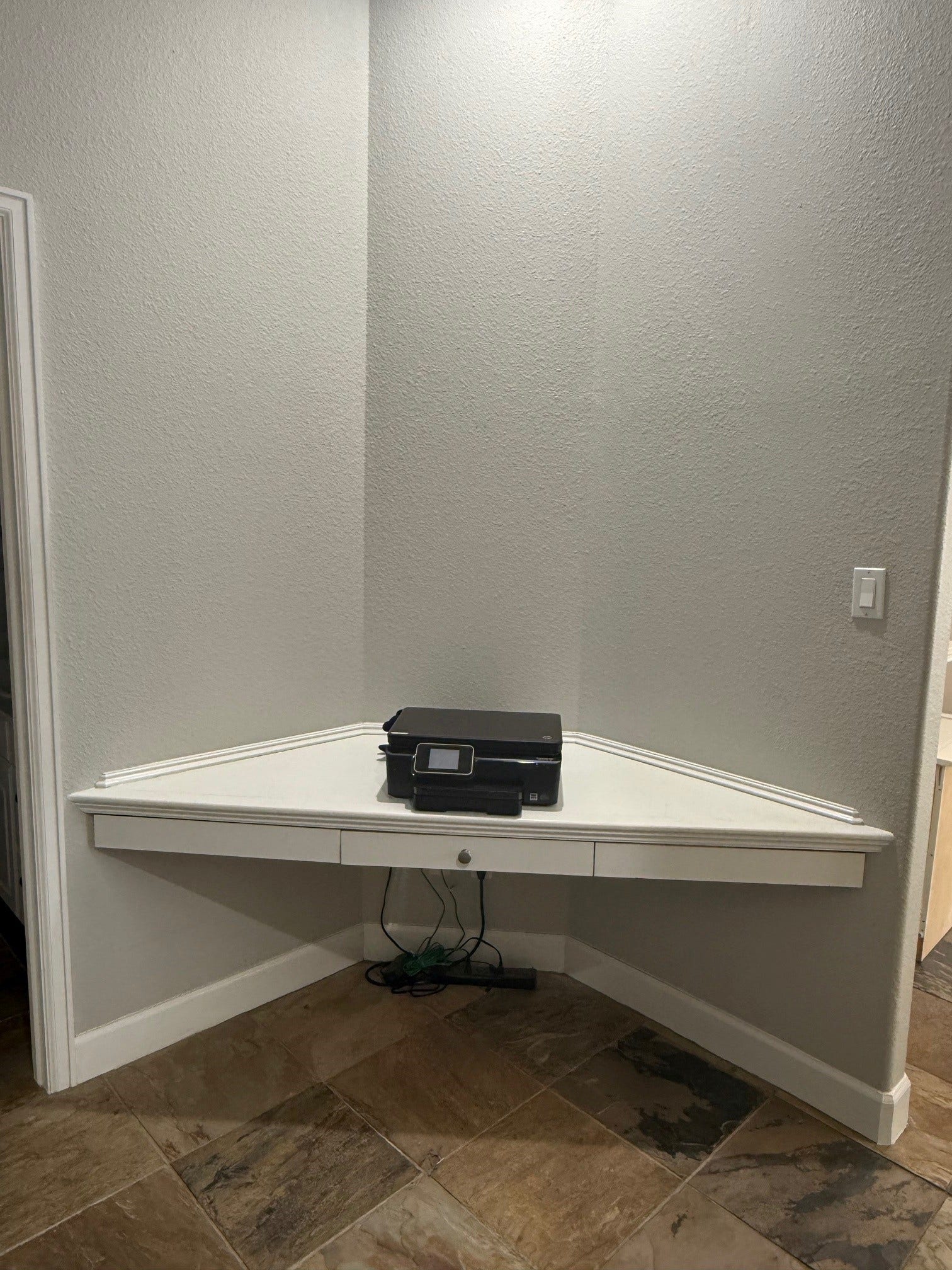 11011 Sea Mist, Magnolia, TX 77354 Desk nook in hallway