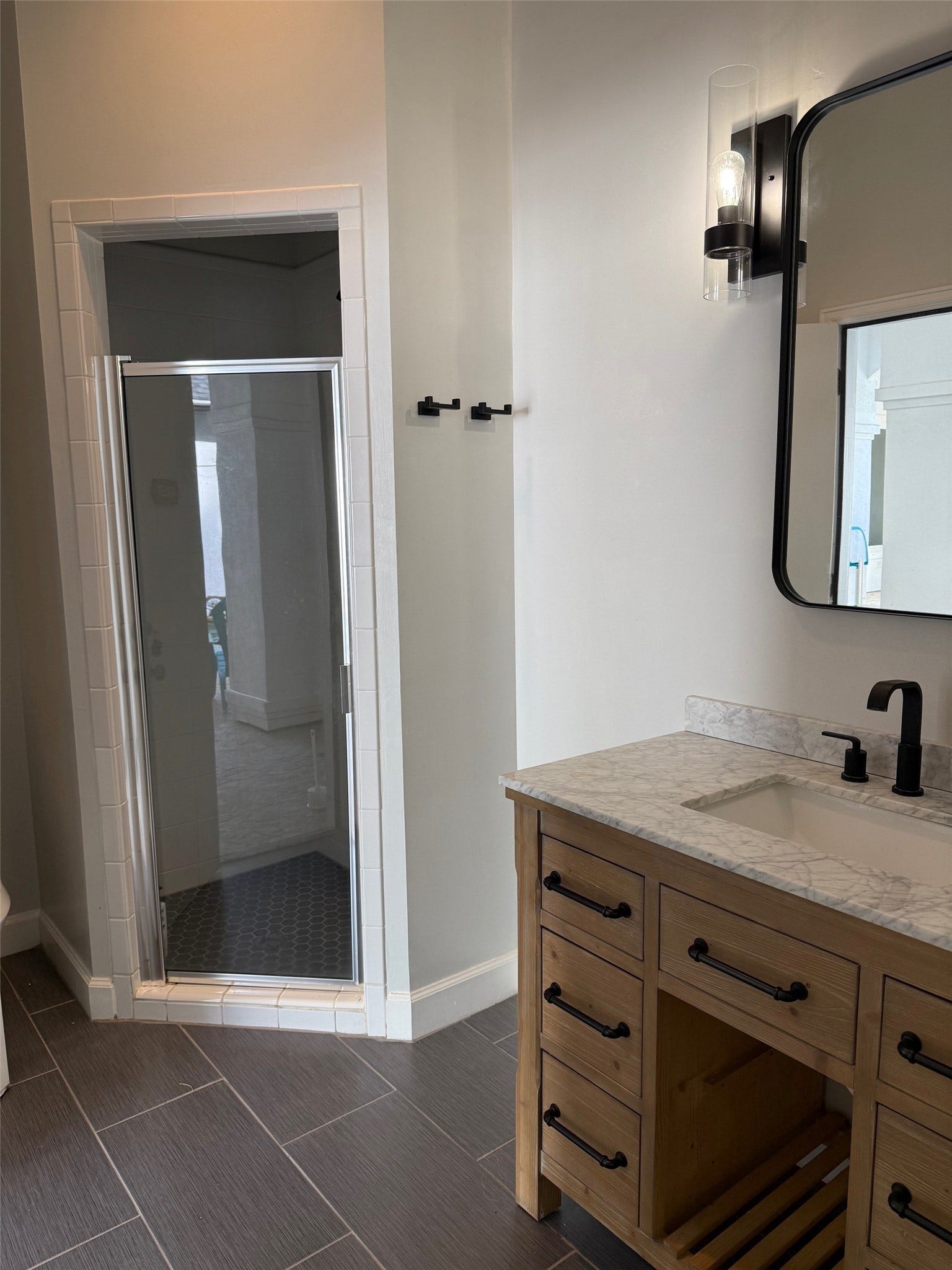11011 Sea Mist, Magnolia, TX 77354 Casita bathroom2