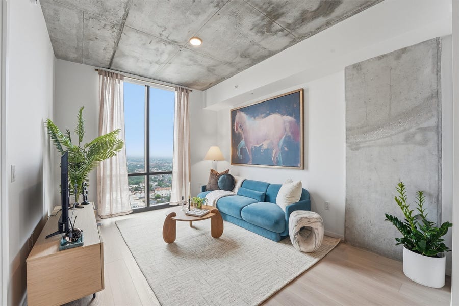 Property photo for 5501 La Branch Street, #2105, Houston, TX