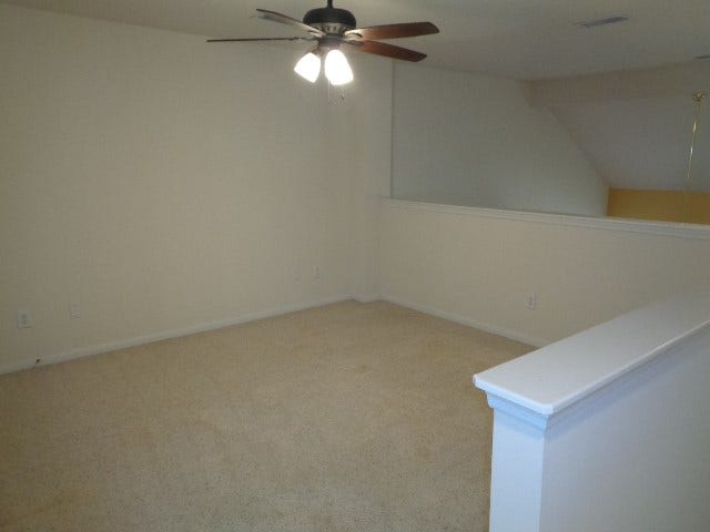 90 N Valley Oaks Circle, The Woodlands, TX 77382 90 N Valley Oaks Circle, The Woodlands, TX 77382