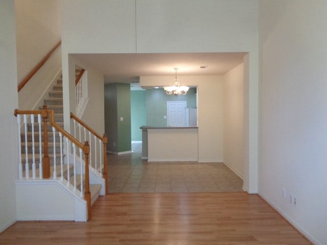 90 N Valley Oaks Circle, The Woodlands, TX 77382 90 N Valley Oaks Circle, The Woodlands, TX 77382