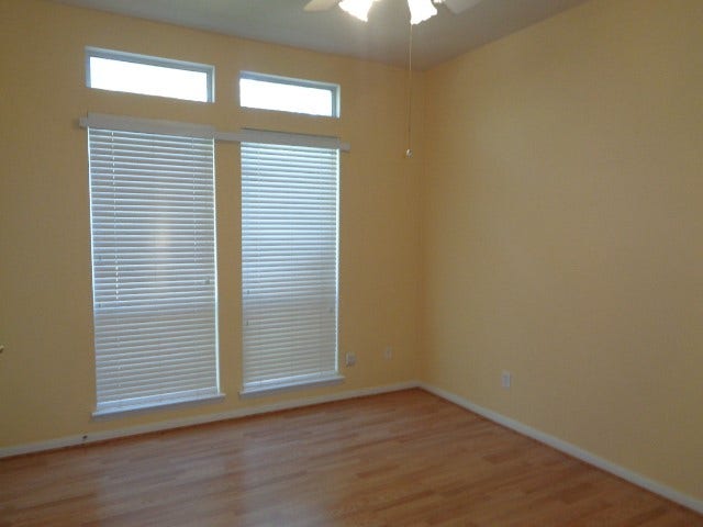 90 N Valley Oaks Circle, The Woodlands, TX 77382 90 N Valley Oaks Circle, The Woodlands, TX 77382