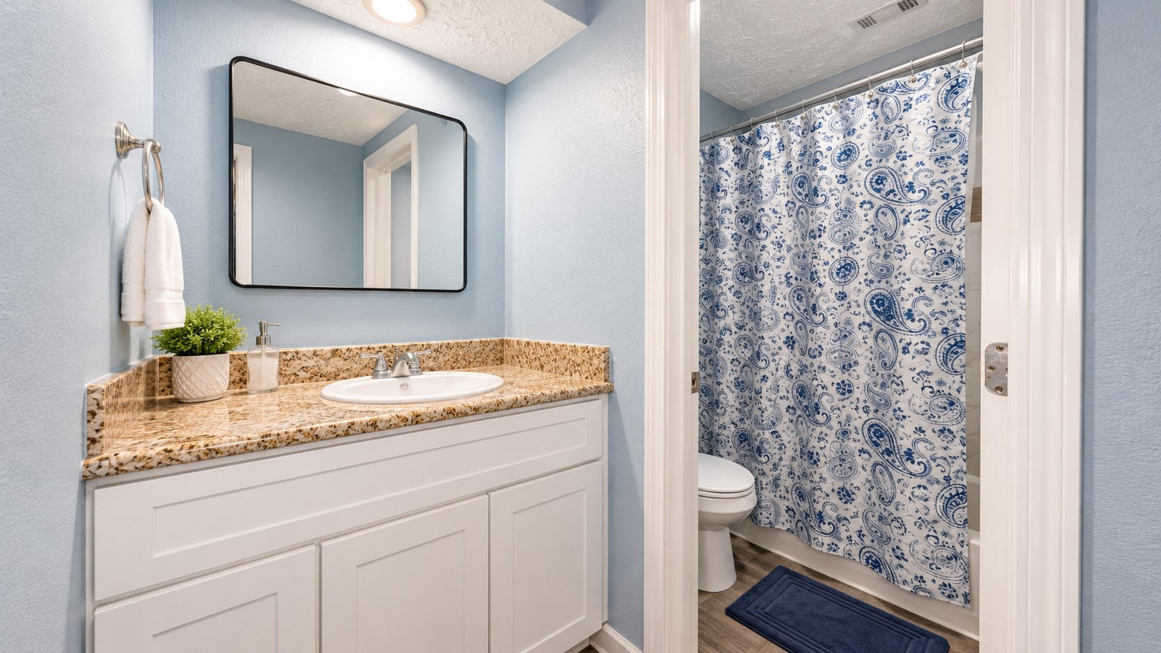 12829 Clarewood Drive, Houston, TX 77072 12829 Clarewood Drive, Houston, TX 77072