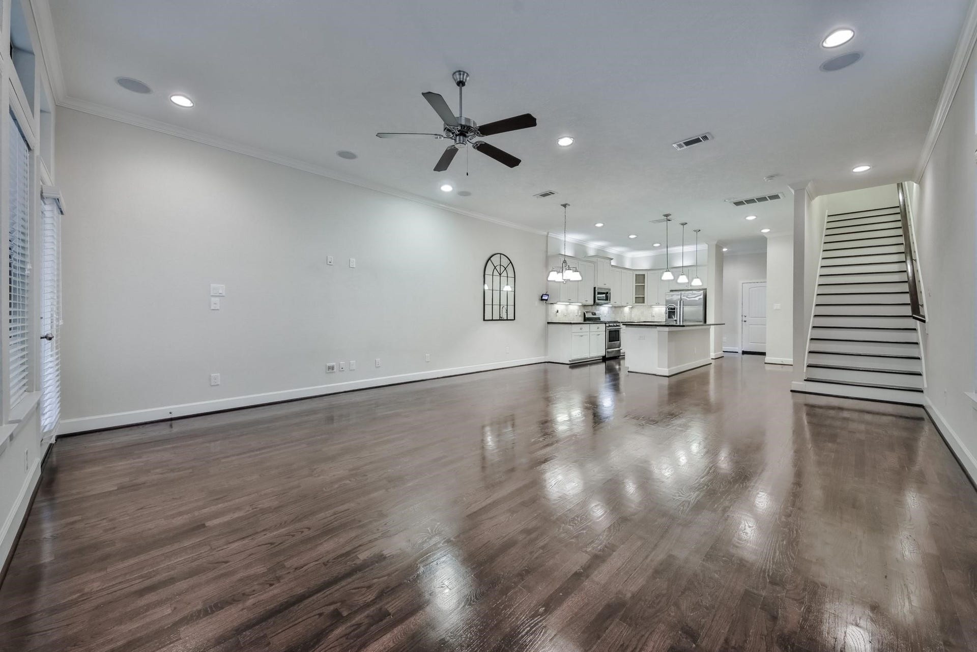 5337 Kansas Street, #D, Houston, TX 77007 5337 Kansas Street, #D, Houston, TX 77007