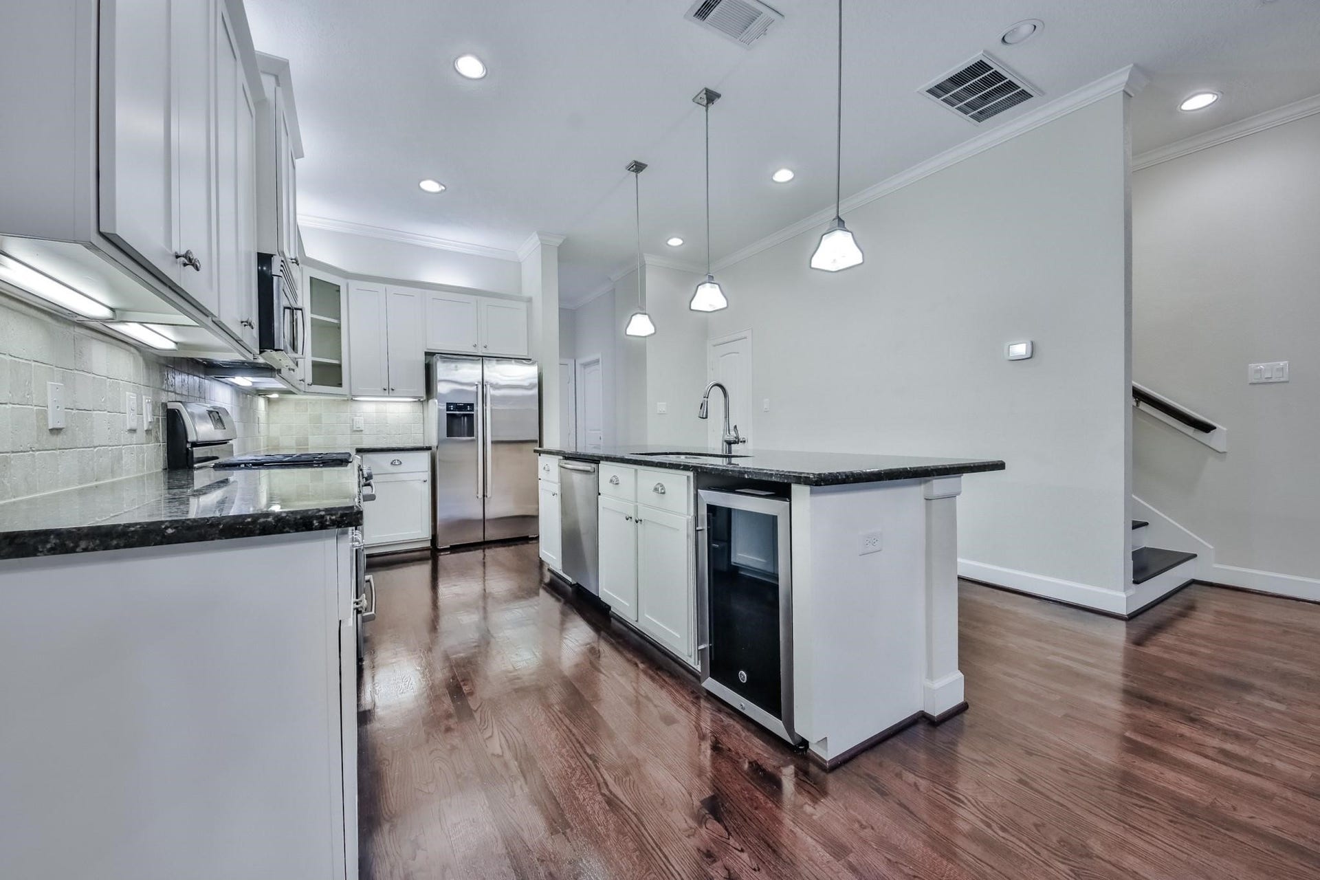5337 Kansas Street, #D, Houston, TX 77007 5337 Kansas Street, #D, Houston, TX 77007