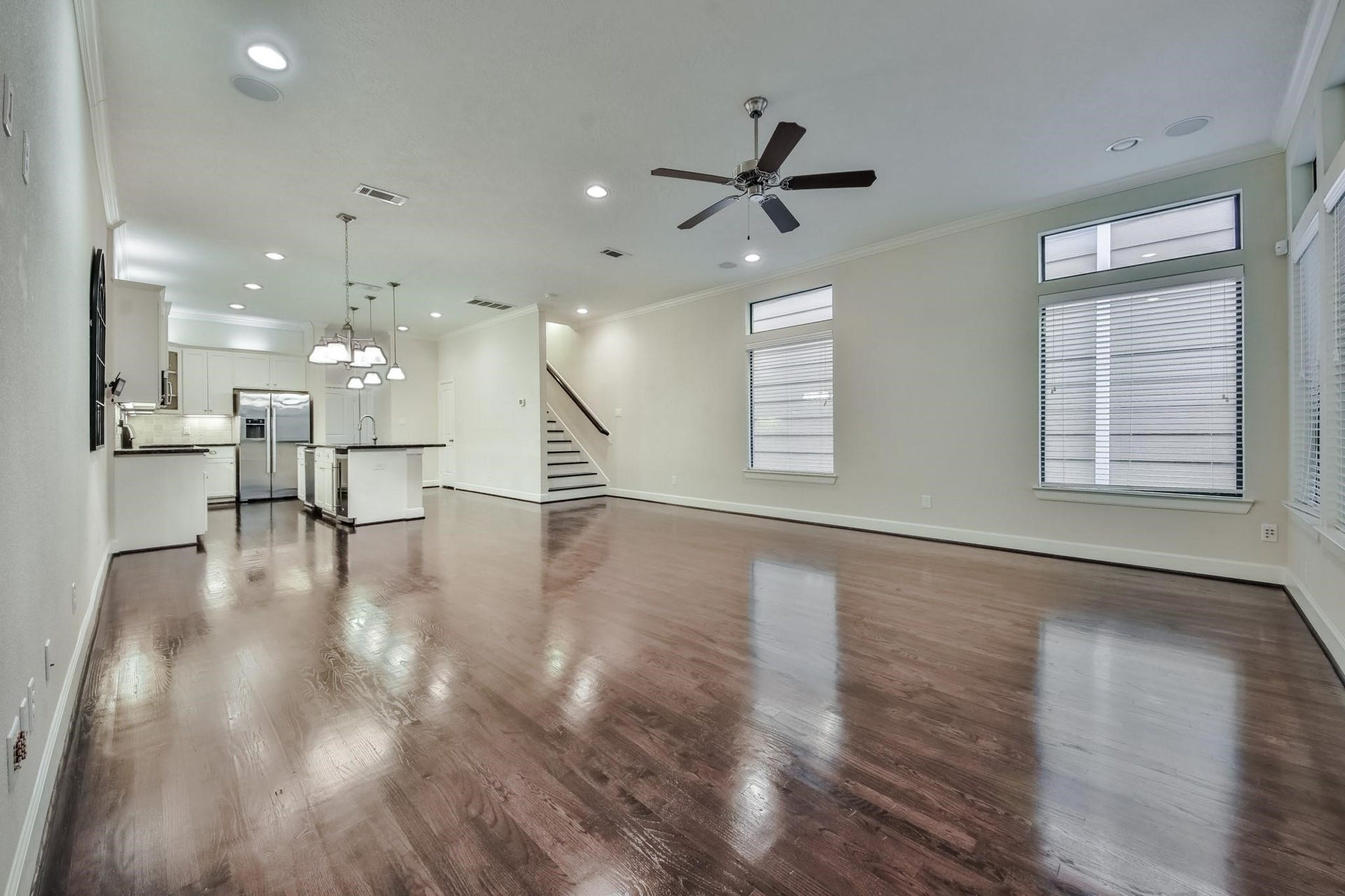 5337 Kansas Street, #D, Houston, TX 77007 5337 Kansas Street, #D, Houston, TX 77007