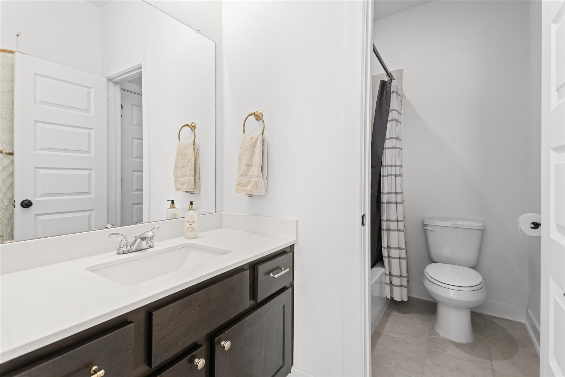 229 Patina Sorrel Drive, Montgomery, TX 77316 229 Patina Sorrel Drive, Montgomery, TX 77316
