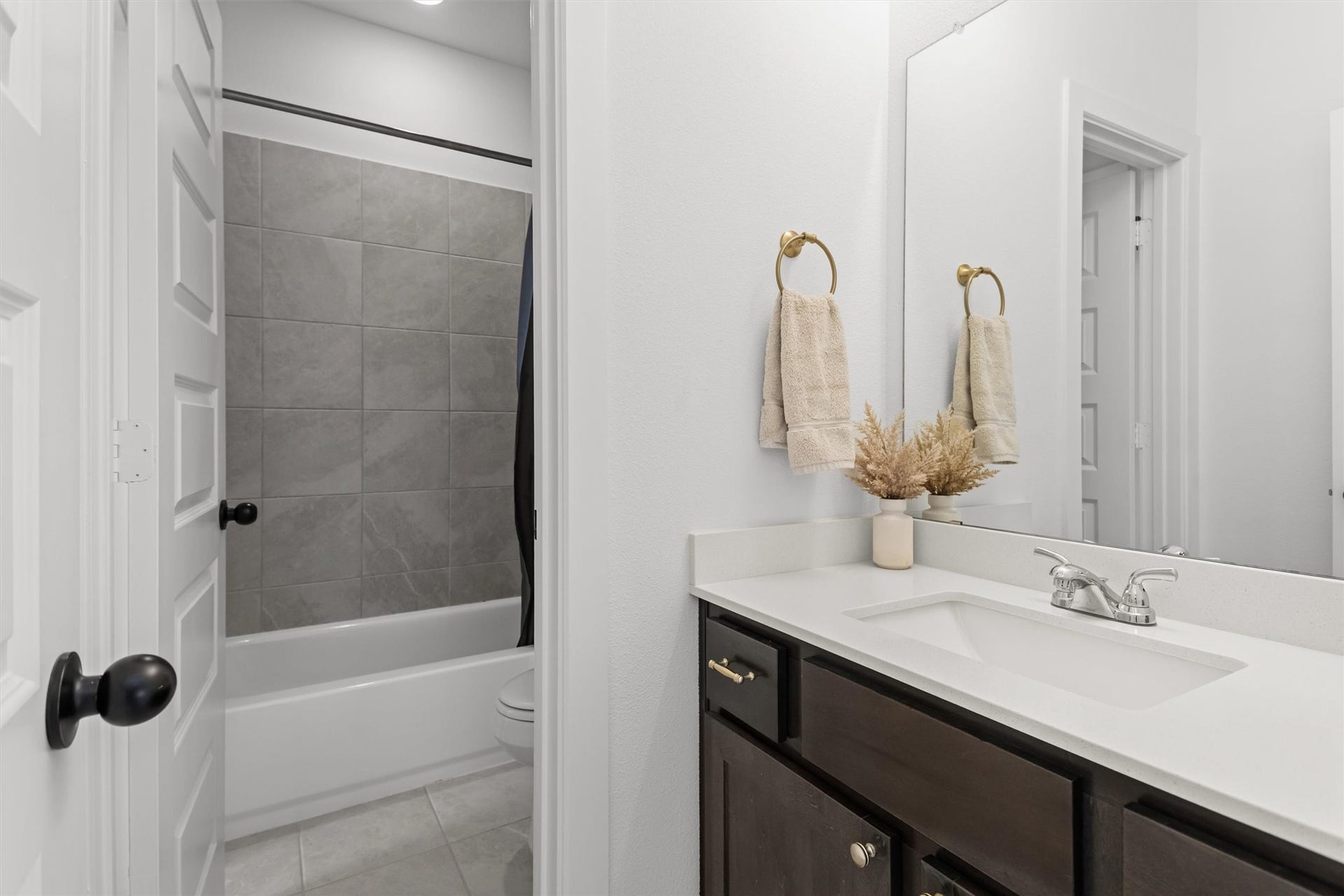 229 Patina Sorrel Drive, Montgomery, TX 77316 229 Patina Sorrel Drive, Montgomery, TX 77316