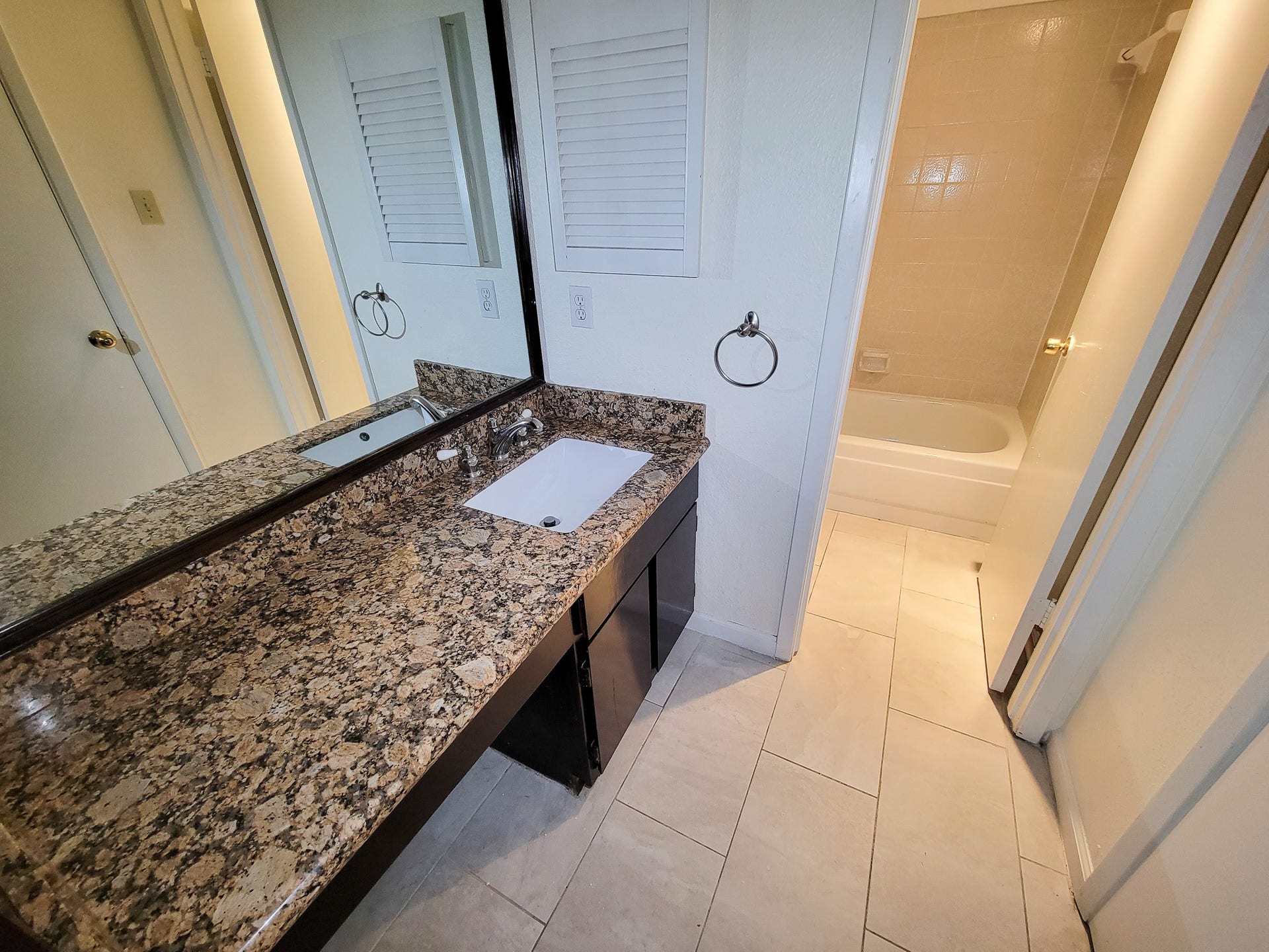 10811 Richmond Avenue, #47, Houston, TX 77042 10811 Richmond Avenue, #47, Houston, TX 77042