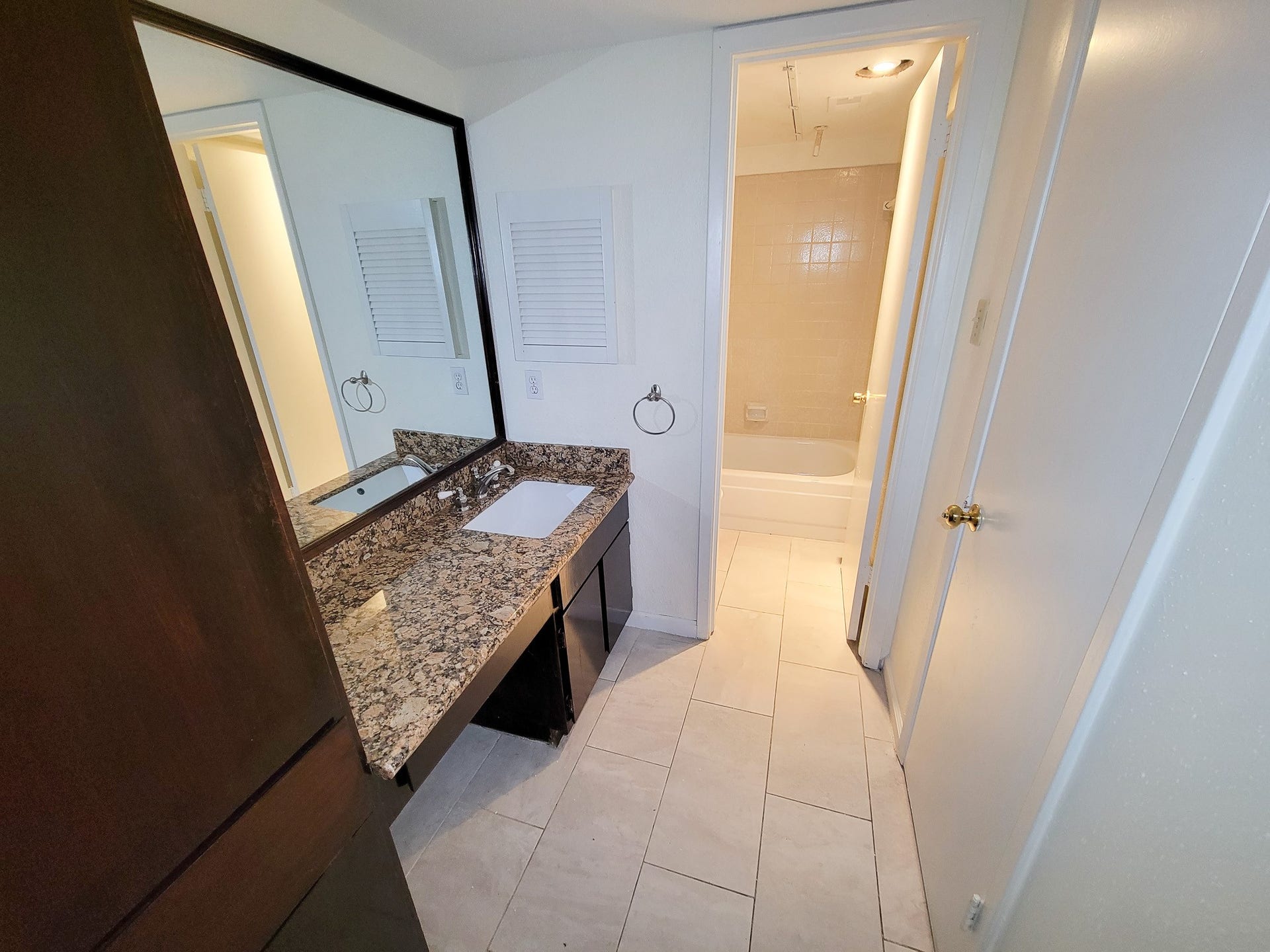 10811 Richmond Avenue, #47, Houston, TX 77042 10811 Richmond Avenue, #47, Houston, TX 77042