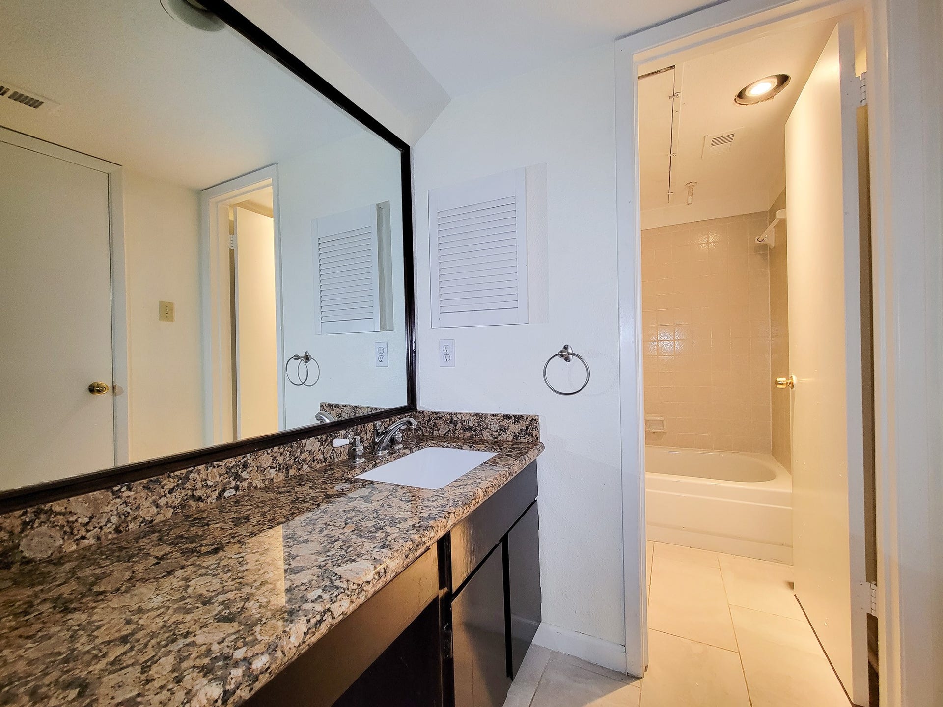 10811 Richmond Avenue, #47, Houston, TX 77042 10811 Richmond Avenue, #47, Houston, TX 77042