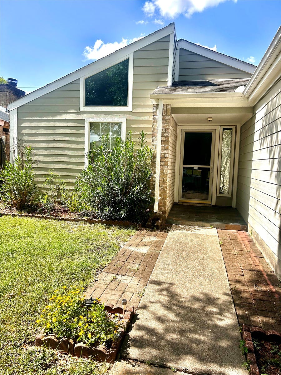Property photo for 11718 Zarroll Drive, Houston, TX