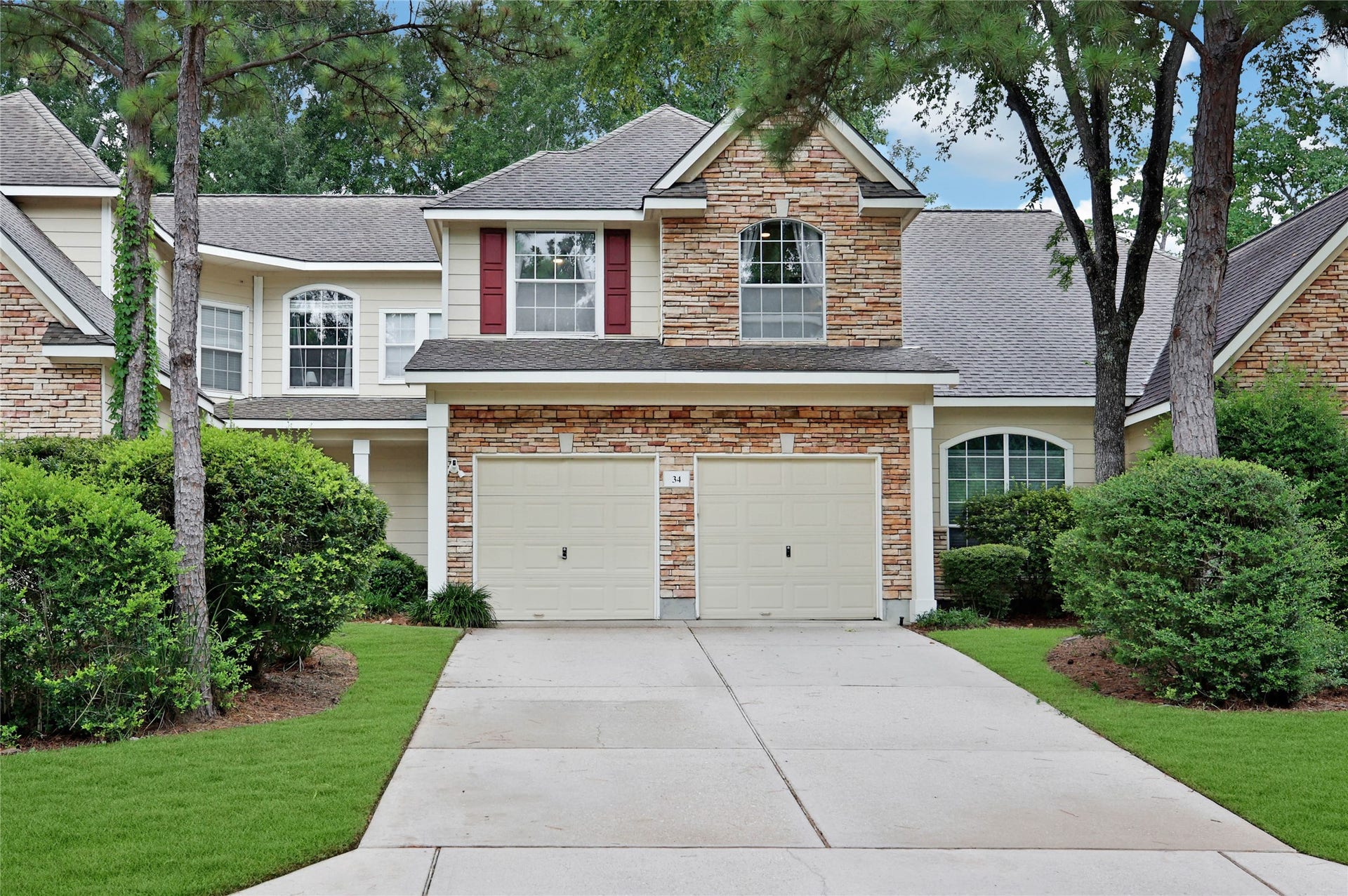 34 Wintergreen Trail, The Woodlands, TX 77382 34 Wintergreen Trail, The Woodlands, TX 77382
