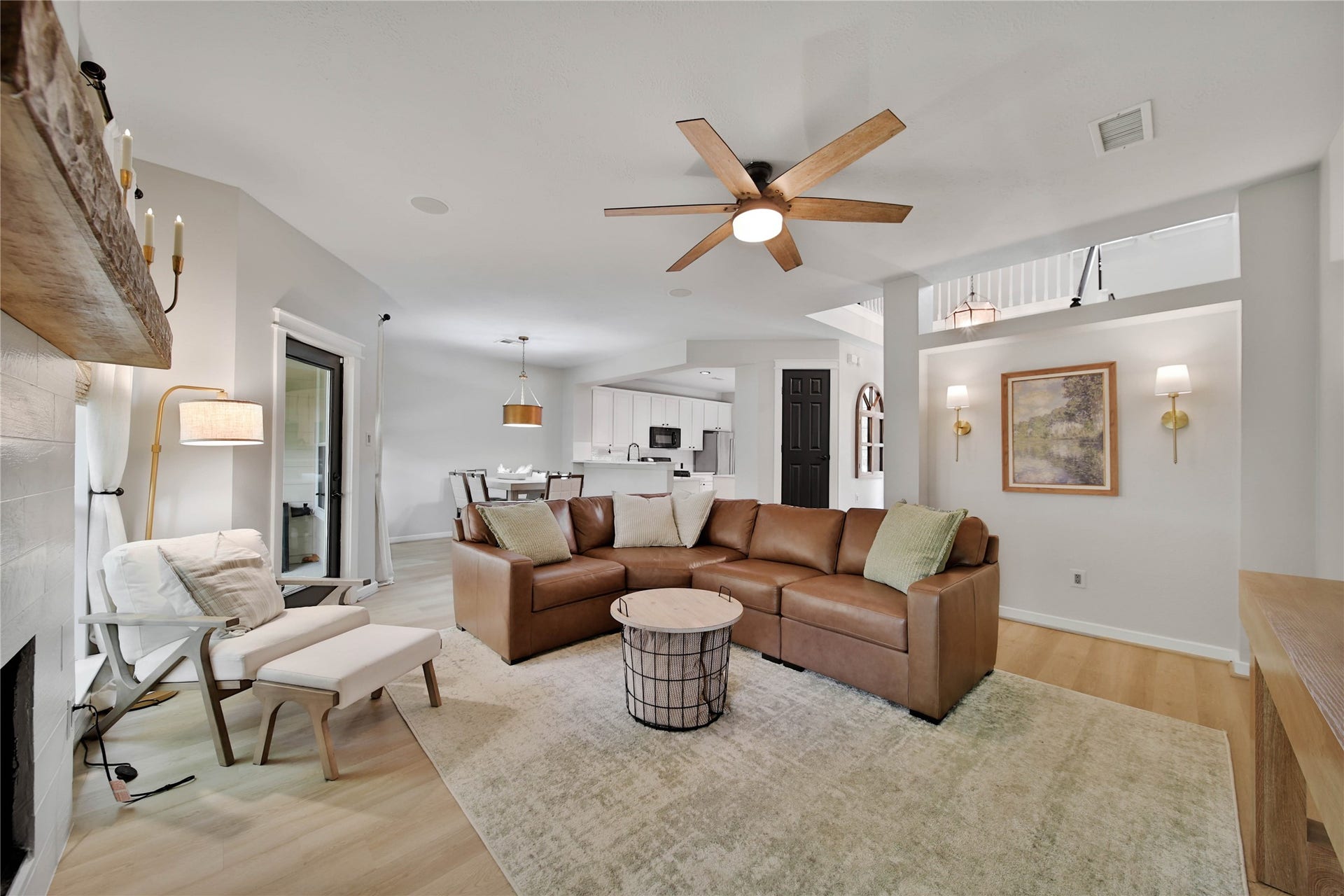 34 Wintergreen Trail, The Woodlands, TX 77382 34 Wintergreen Trail, The Woodlands, TX 77382
