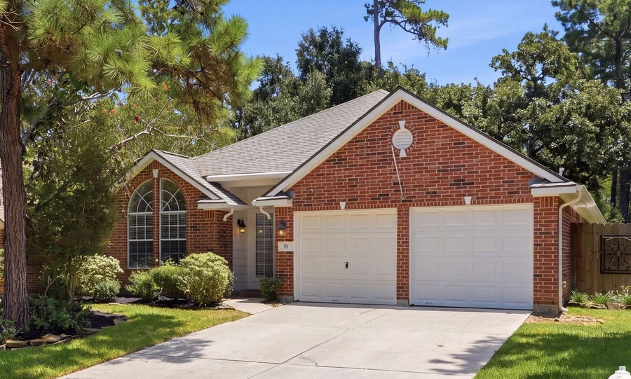 Property photo for 18 Mulberry Glen Place, The Woodlands, TX