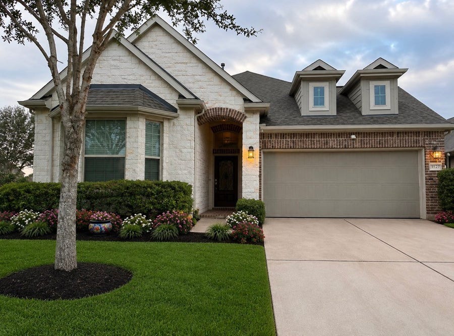 Property photo for 1527 Giles Drive, Richmond, TX