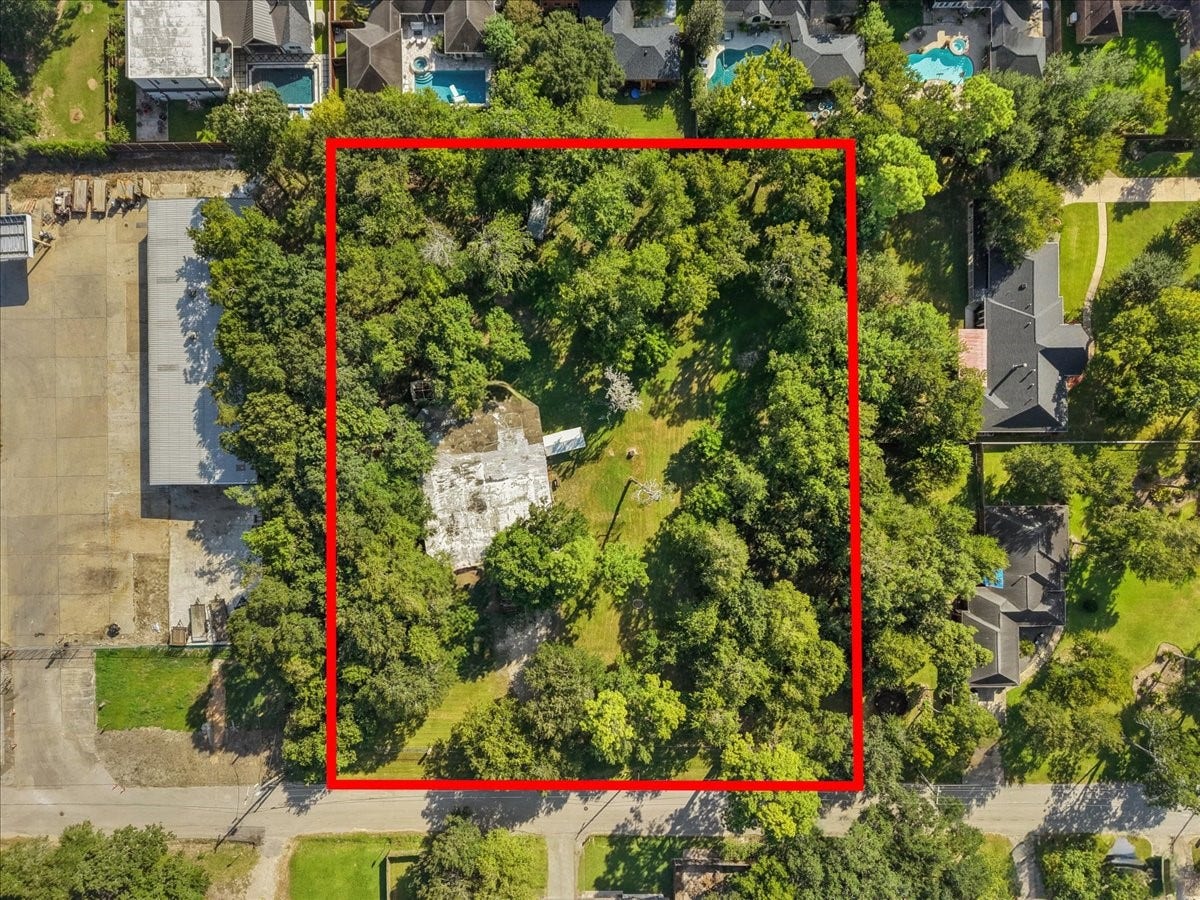 1304 Deepwood Drive, Friendswood, TX 77546 1304 Deepwood Drive, Friendswood, TX 77546